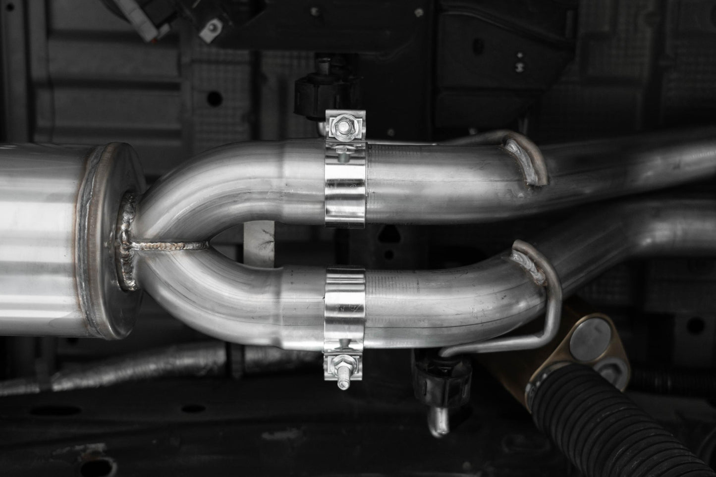 2022-Up Chevrolet/GMC 1500 Silverado/Sierra ZR2/ ATX4 6.2L Armor Pro T304 Stainless Steel 3 Inch Cat-Back 2.5 Inch Dual Rear Turn Down MBRP-6