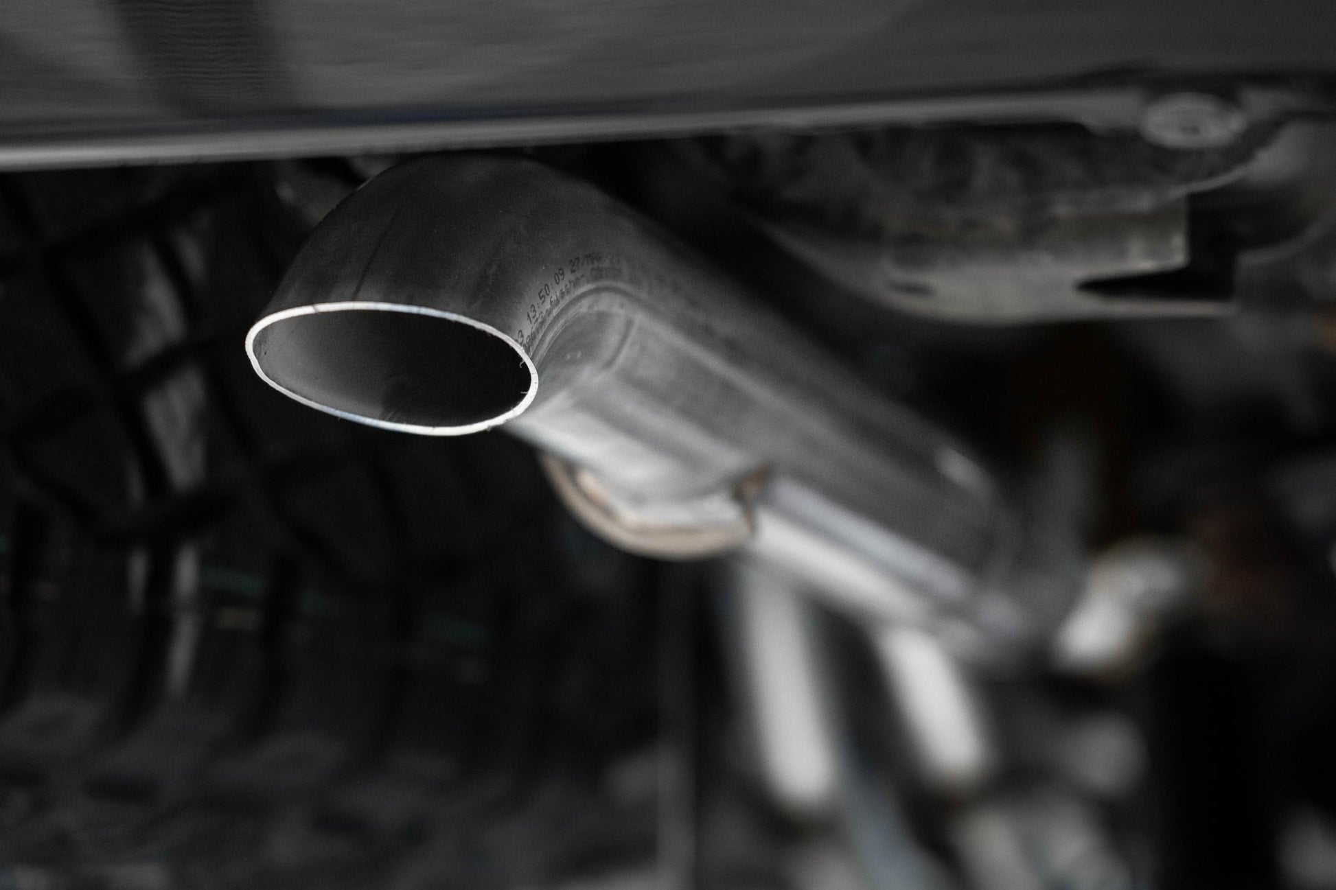 2022-Up Chevrolet/GMC 1500 Silverado/Sierra ZR2/ ATX4 6.2L Armor Pro T304 Stainless Steel 3 Inch Cat-Back 2.5 Inch Dual Rear Turn Down MBRP-8