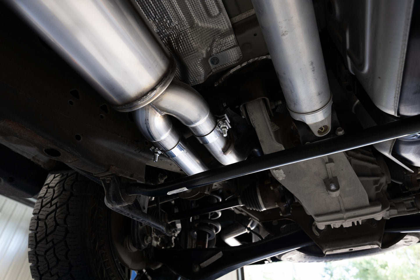 21-Present Cadillac Escalade EVS 6.2L Armor Pro 3-Inch Cat-Back, 2.5-Inch Dual Split Rear Exhaust MBRP-4