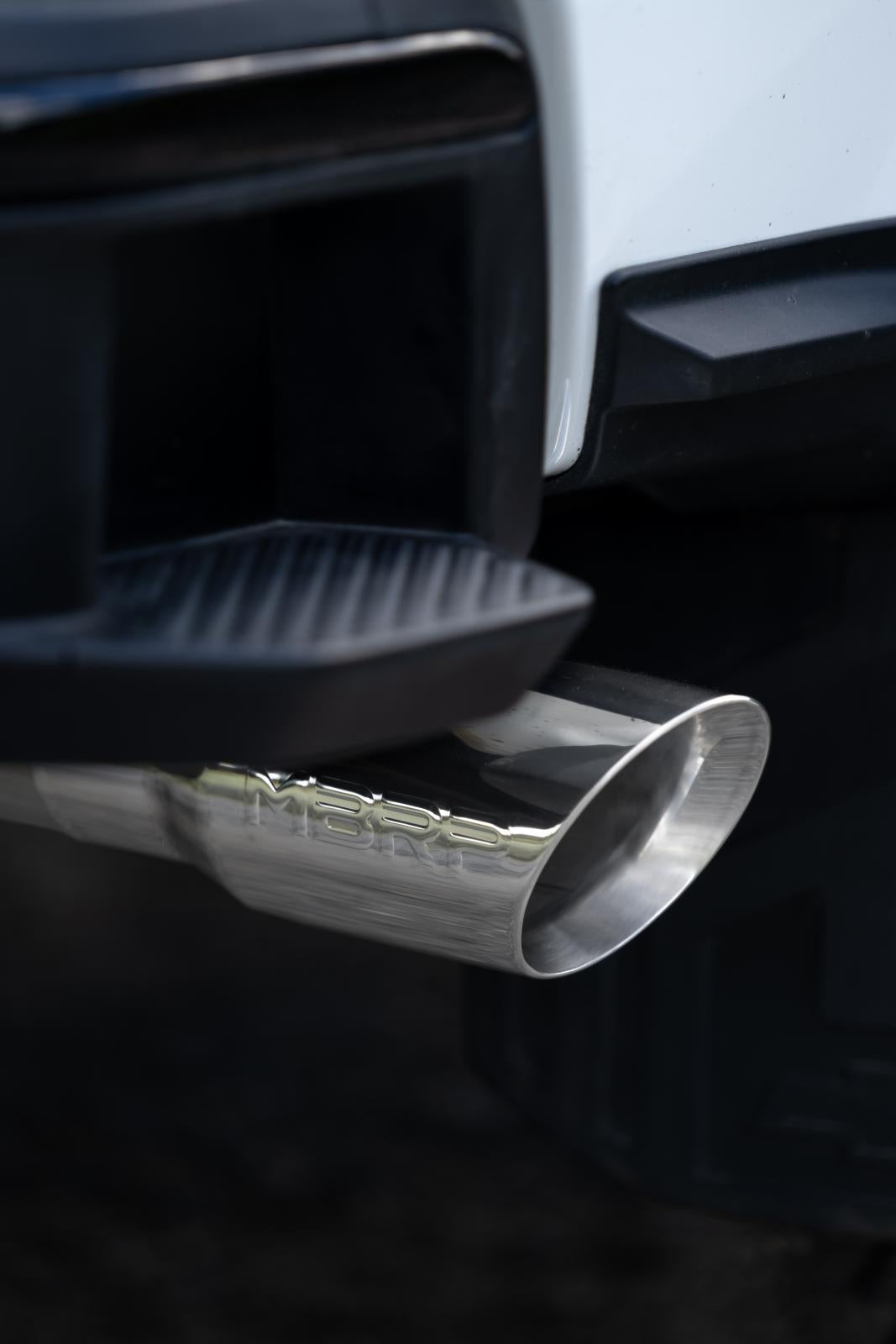 2023-Up Chevrolet/GMC Colorado/Canyon 2.7L T304 Stainless Steel 3 Inch Cat-Back Exhaust Single Side Exit with Tip Armor Pro MBRP-7
