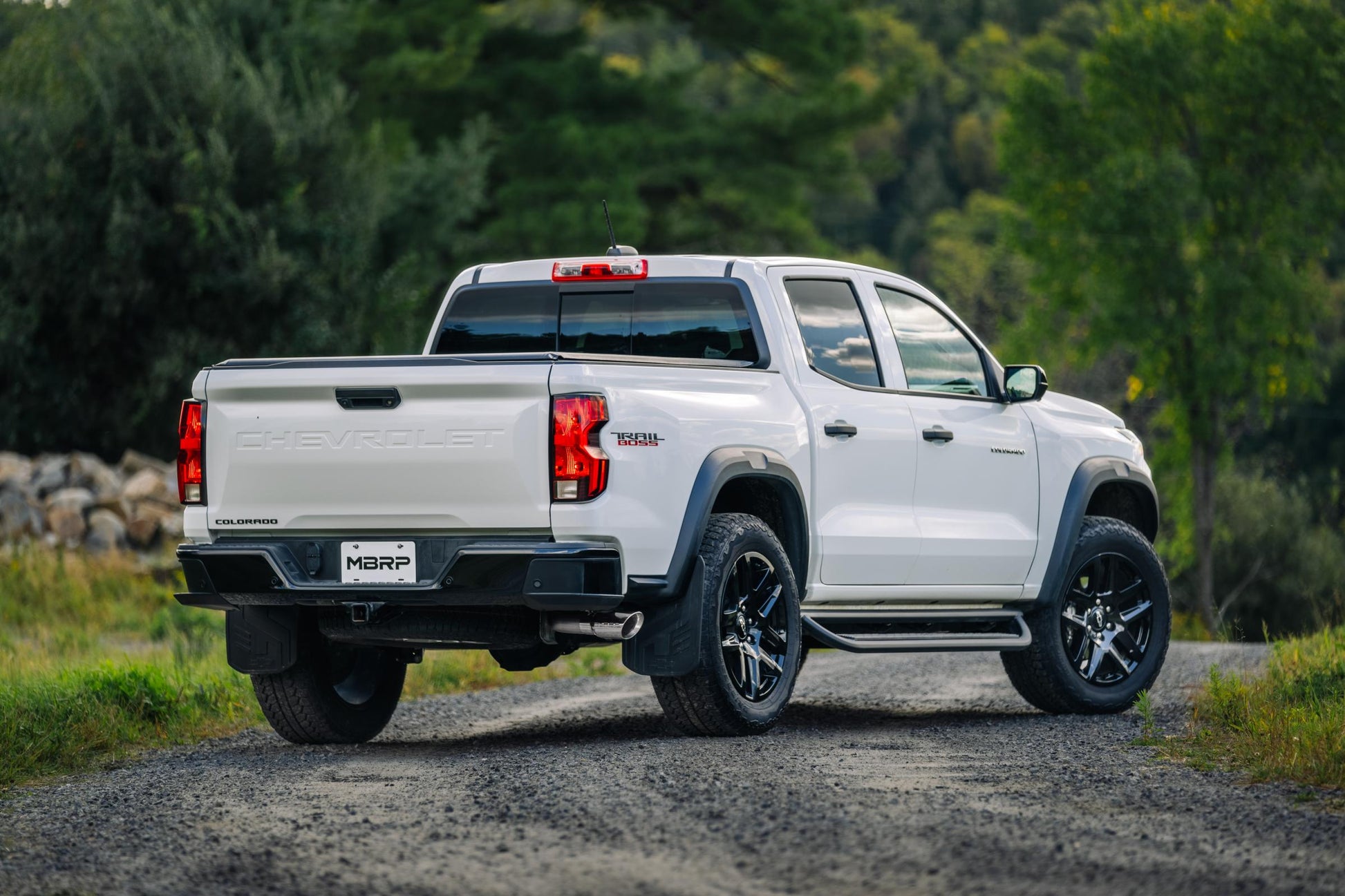 2023-Up Colorado/Canyon 2.7L Black-Coated Aluminized Steel 3 Inch Cat-Back Exhaust Single Side Exit with Tip Armor BLK MBRP-6