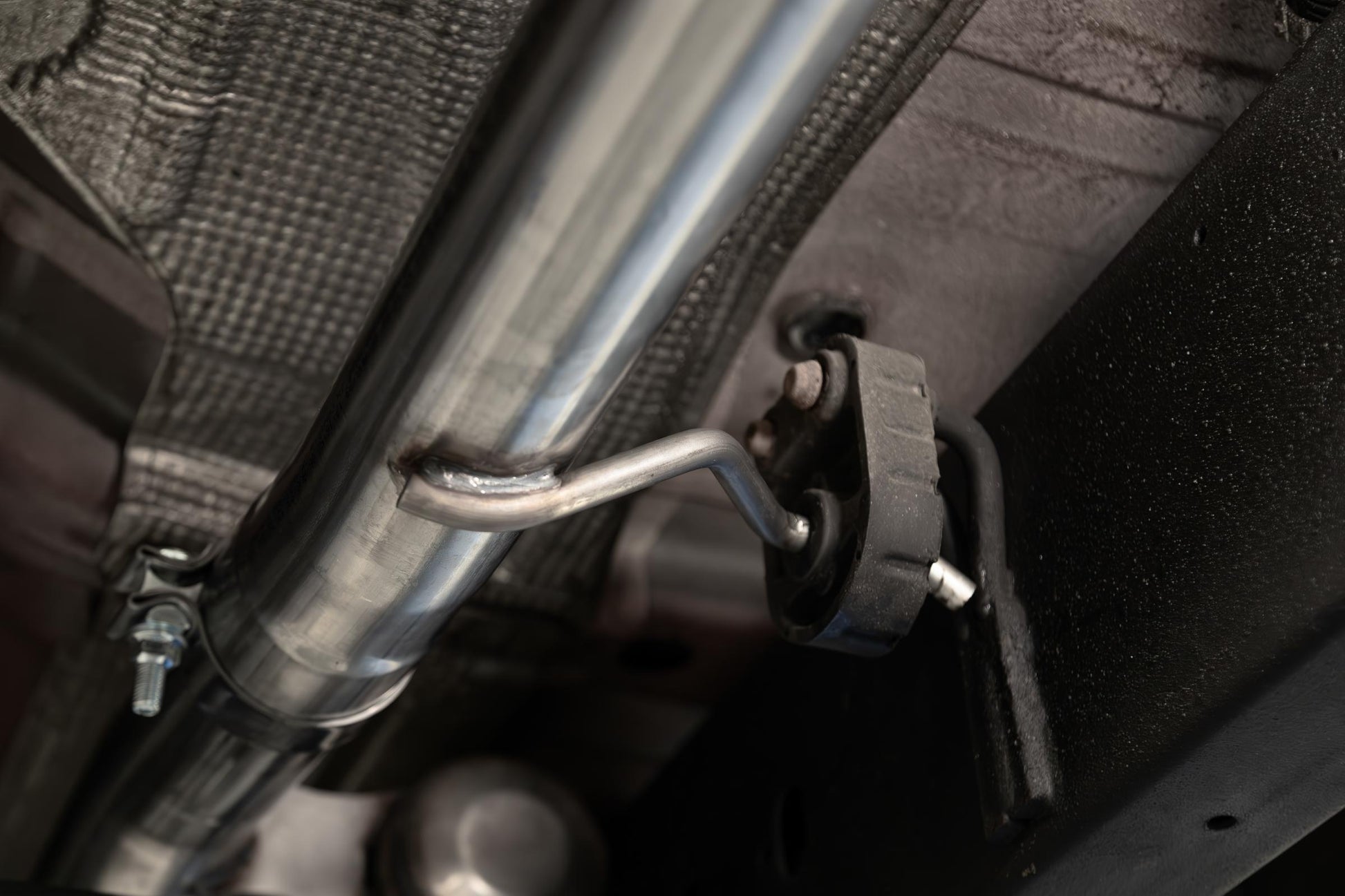2019-Present Silverado/Sierra 1500 2.7L Aluminized Steel 3 Inch Cat-Back Single Side Exit Armor Lite MBRP-15