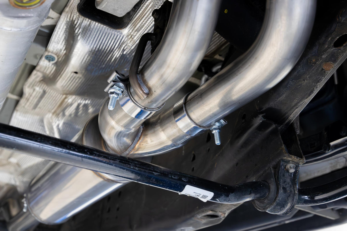 21-Present Chevrolet/GMC Tahoe/Yukon 3 Inch Cat Back Dual Split Rear Exhaust System, Armor Pro T304SS with Quad Carbon Fiber Tips MBRP-11
