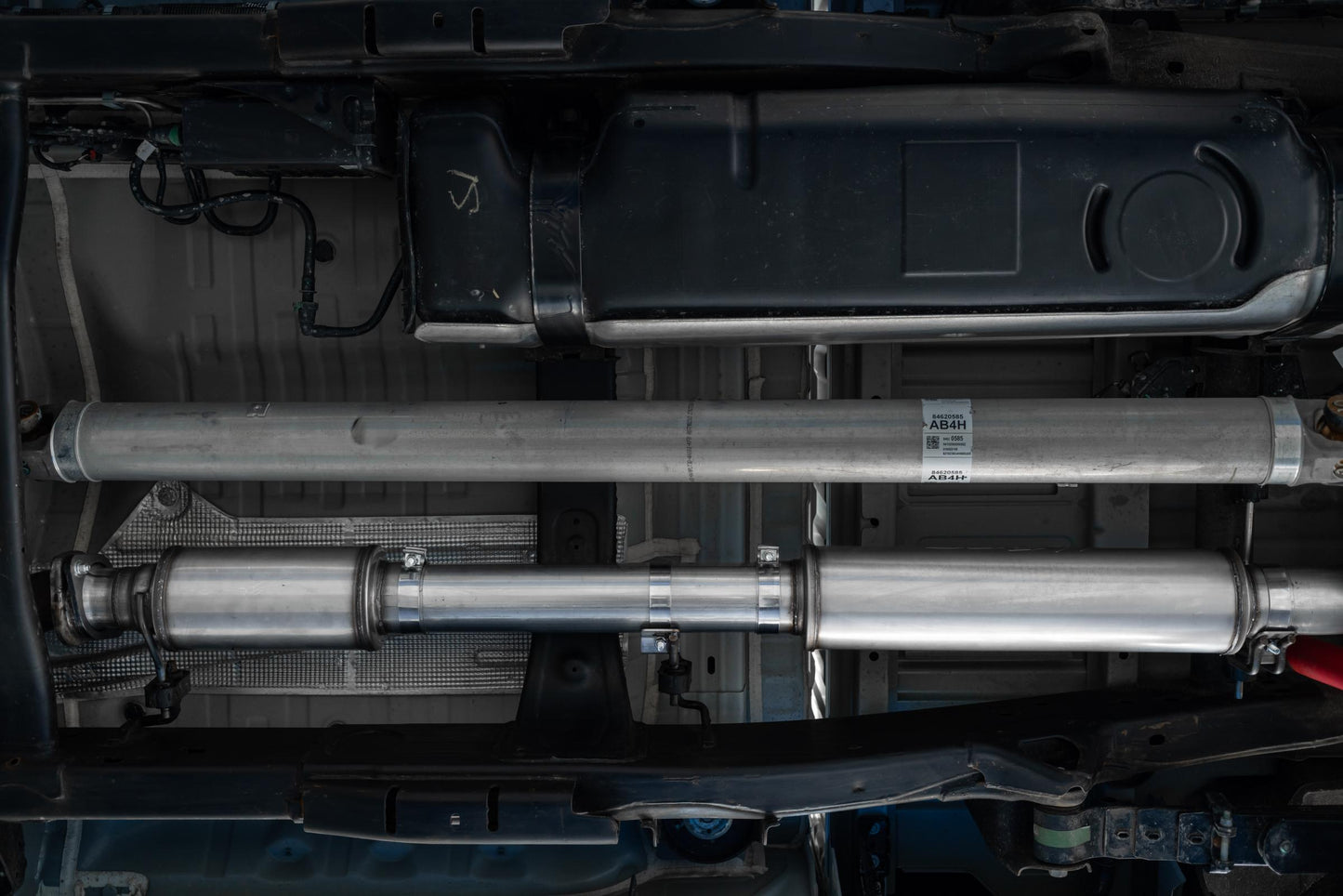 Silverado/Sierra 4 Inch Cat Back Exhaust System Single Side Exit 20-20 Silverado/Sierra 2500/3500 HD 6.6L V8 MBRP-11