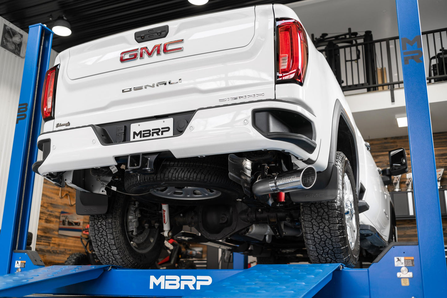 Silverado/Sierra 4 Inch Cat Back Exhaust System Single Side Exit 20-20 Silverado/Sierra 2500/3500 HD 6.6L V8 MBRP-5