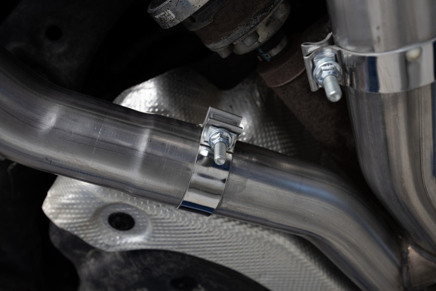 11-Present Dodge Durango 3.6L, Armor Lite 3-Inch Cat-Back Dual Split Rear, Street Profile MBRP-4