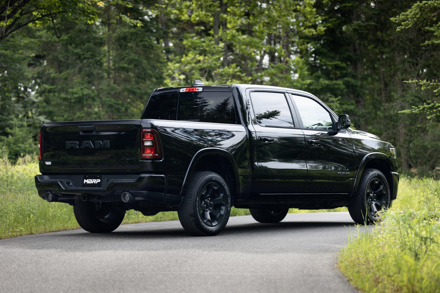 2025-Up Ram 1500 3.0L SST SO Armor Pro 3 inch Cat-back 2.5 Inch Dual Split Rear Exhaust with Carbon Fiber Tips MBRP-8