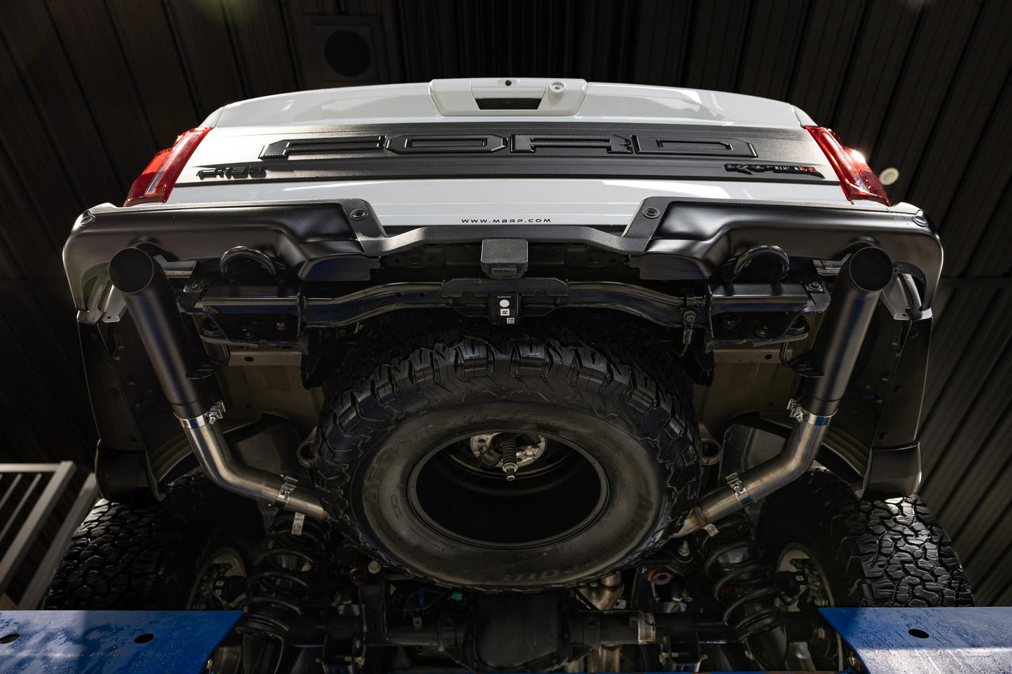 22-Present Ford F-150 Raptor 3.5L and Raptor R 5.2L Armor BLK 3-Inch Axle-Back Dual Split Rear Turn Down MBRP-1