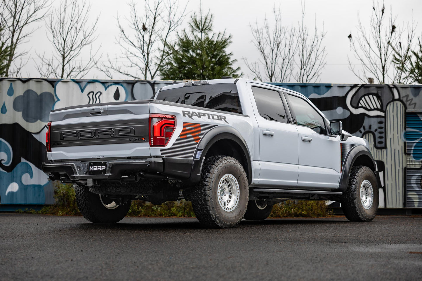 22-Present Ford F-150 Raptor 3.5L and Raptor R 5.2L Armor BLK 3-Inch Axle-Back Dual Split Rear Turn Down MBRP-7