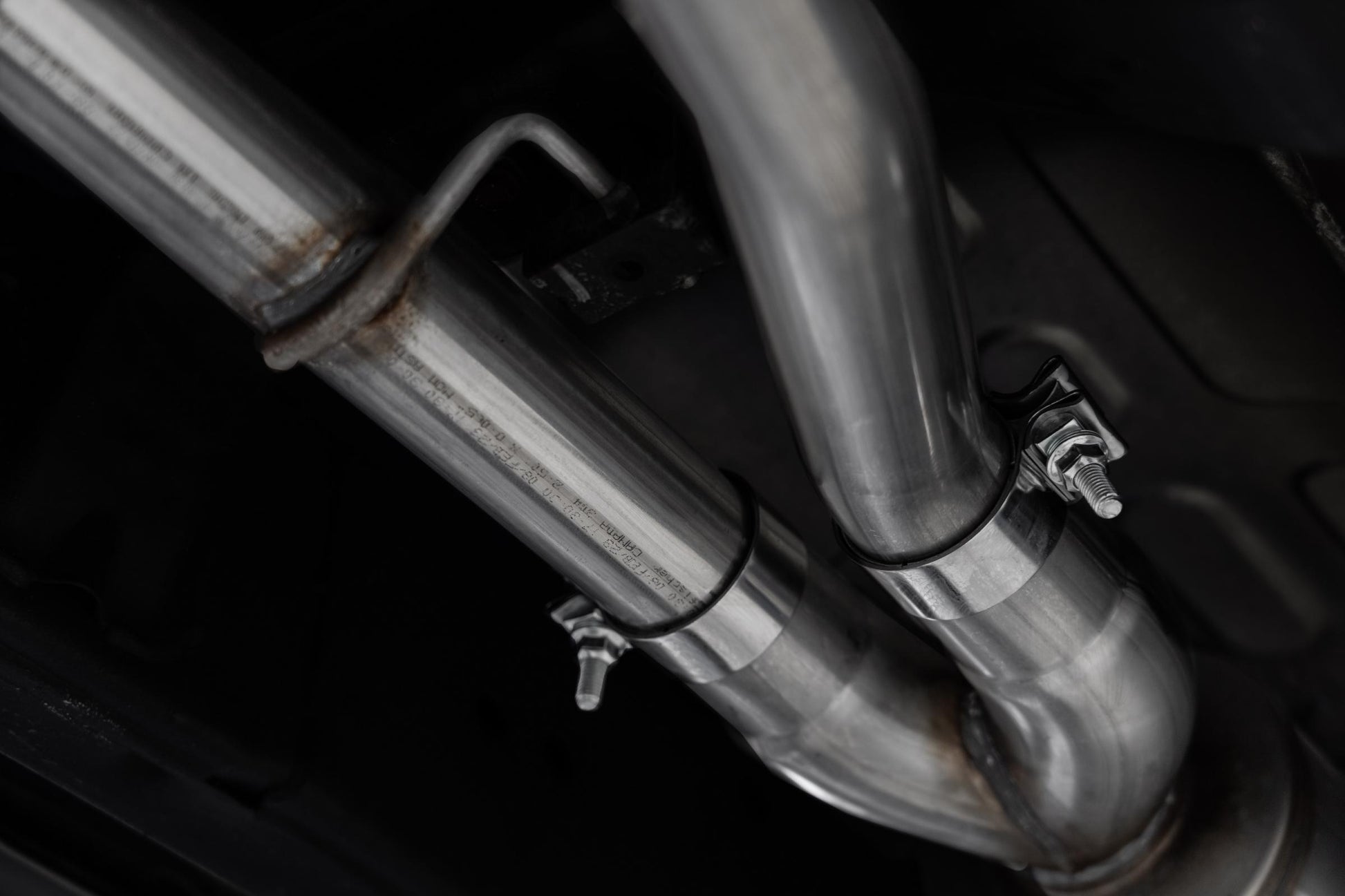 2022-Up Nissan Frontier 3.8L Turn Down Aluminized Steel 2.5 Inch Cat-Back 3 Inch Single High Clearance Rear Exit Armor Lite Series MBRP-2