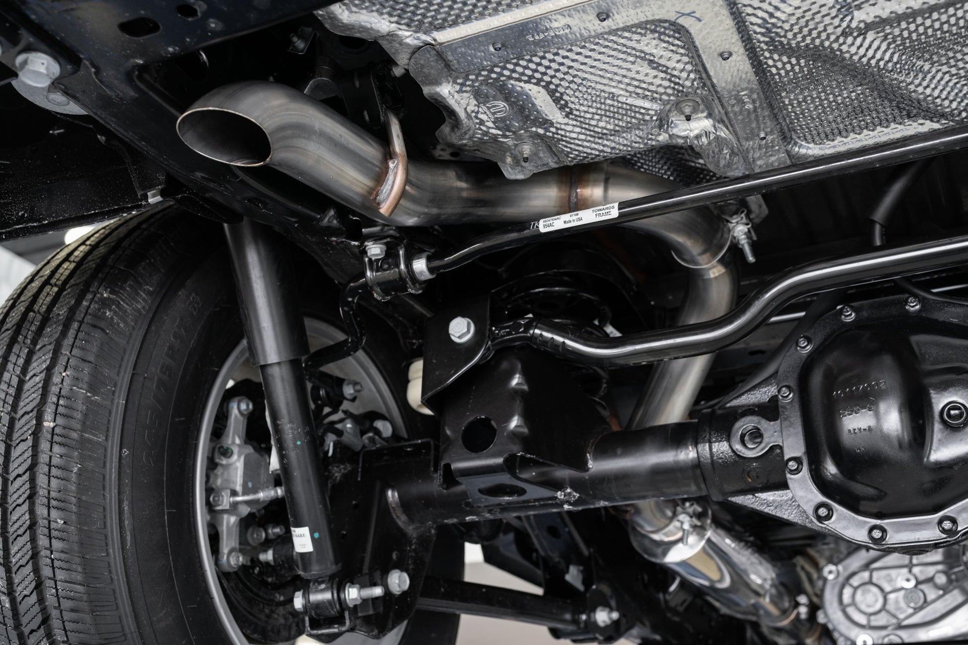 Jeep JL Cat Back Exhaust System Single Rear Exit Armor Pro Series For 18-Up Wrangler JL 2/4 Door MBRP-9