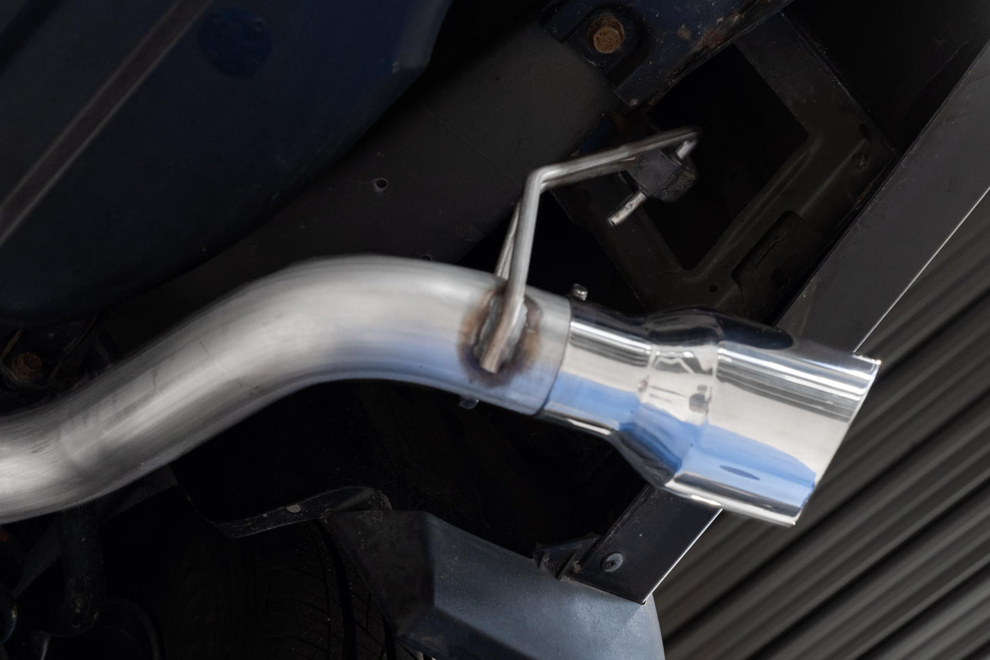 2.5 inch Cat-Back Single Side 17-20 Honda Ridgeline Aluminized Steel MBRP-5