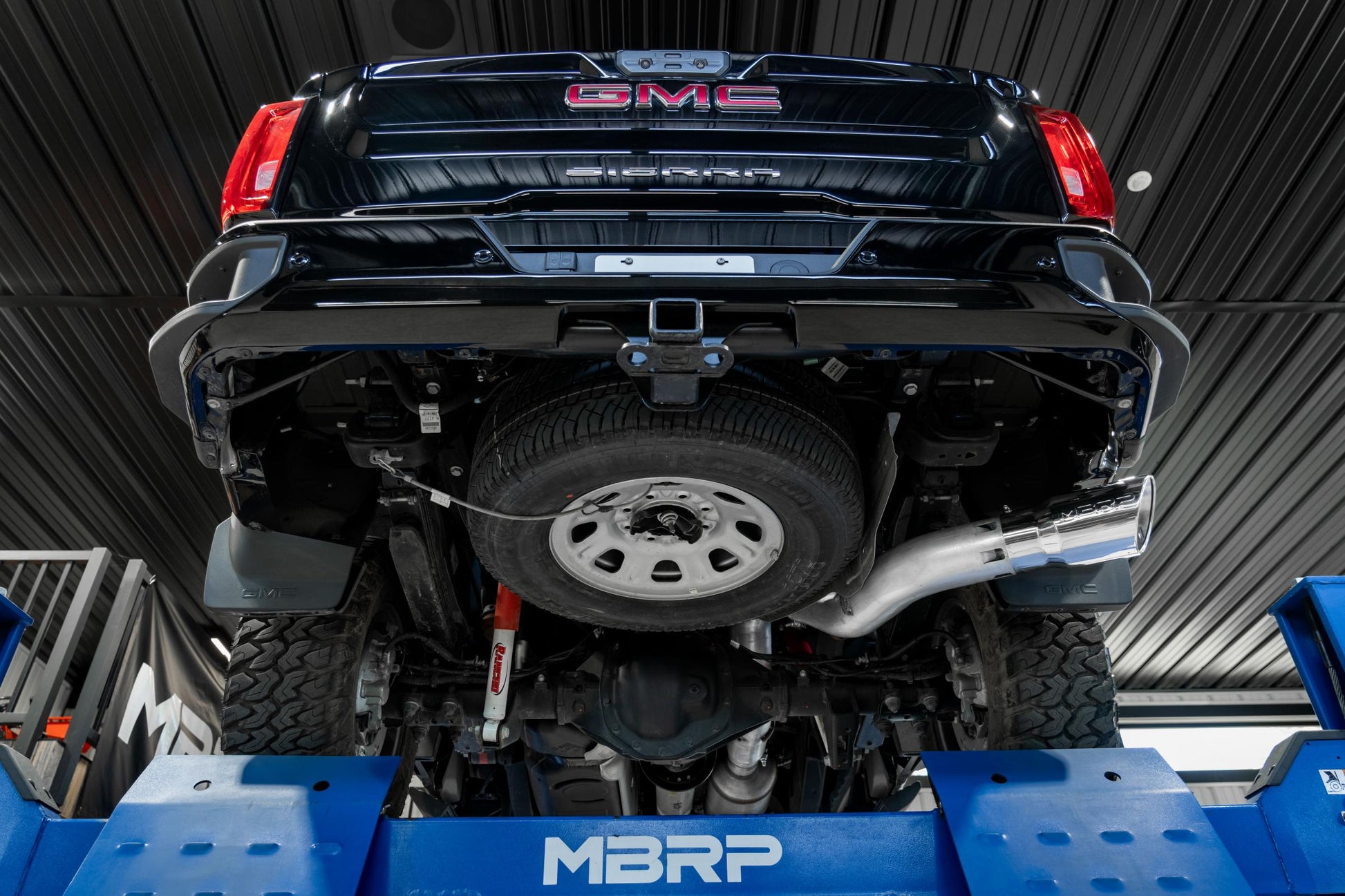 2020-2023 Chevrolet/GMC 2500/3500 HD 6.6L Duramax EC/CC Armor Plus T409SS 5 Inch Filter Back Single Side Exit MBRP-1