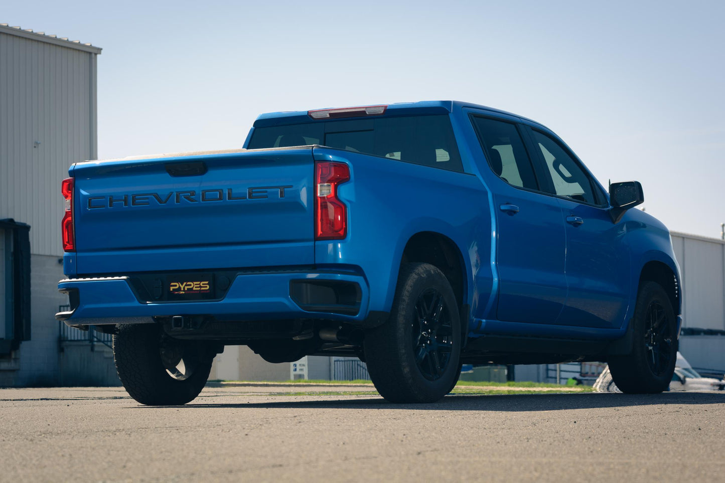 19-25 Silverado / Sierra 1500 4.8L/5.3L Single Exit Tunes & Tip Muffler Replacement Kit Violator Muffler Black Tip SGT32VB Pypes Performance Exhaust-2