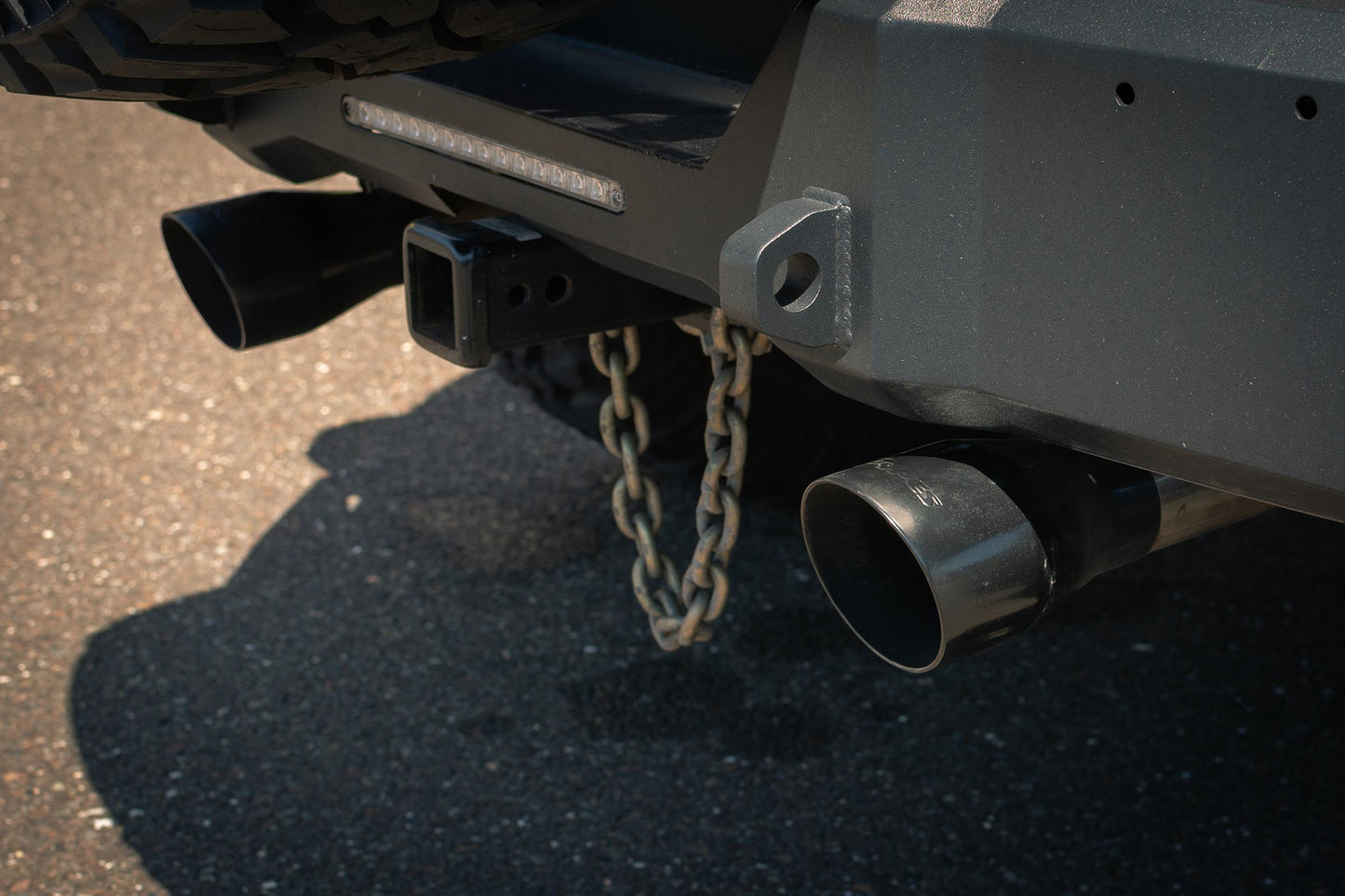 Axle-Back System 18-24 Jeep Jl Dual Exit 2.5 Inch Intermediate And Tailpipe Street Pro Muffler Hardware Incl 4 Inch Dual Tips Included Stainless Steel Pypes Performance Exhaust-3