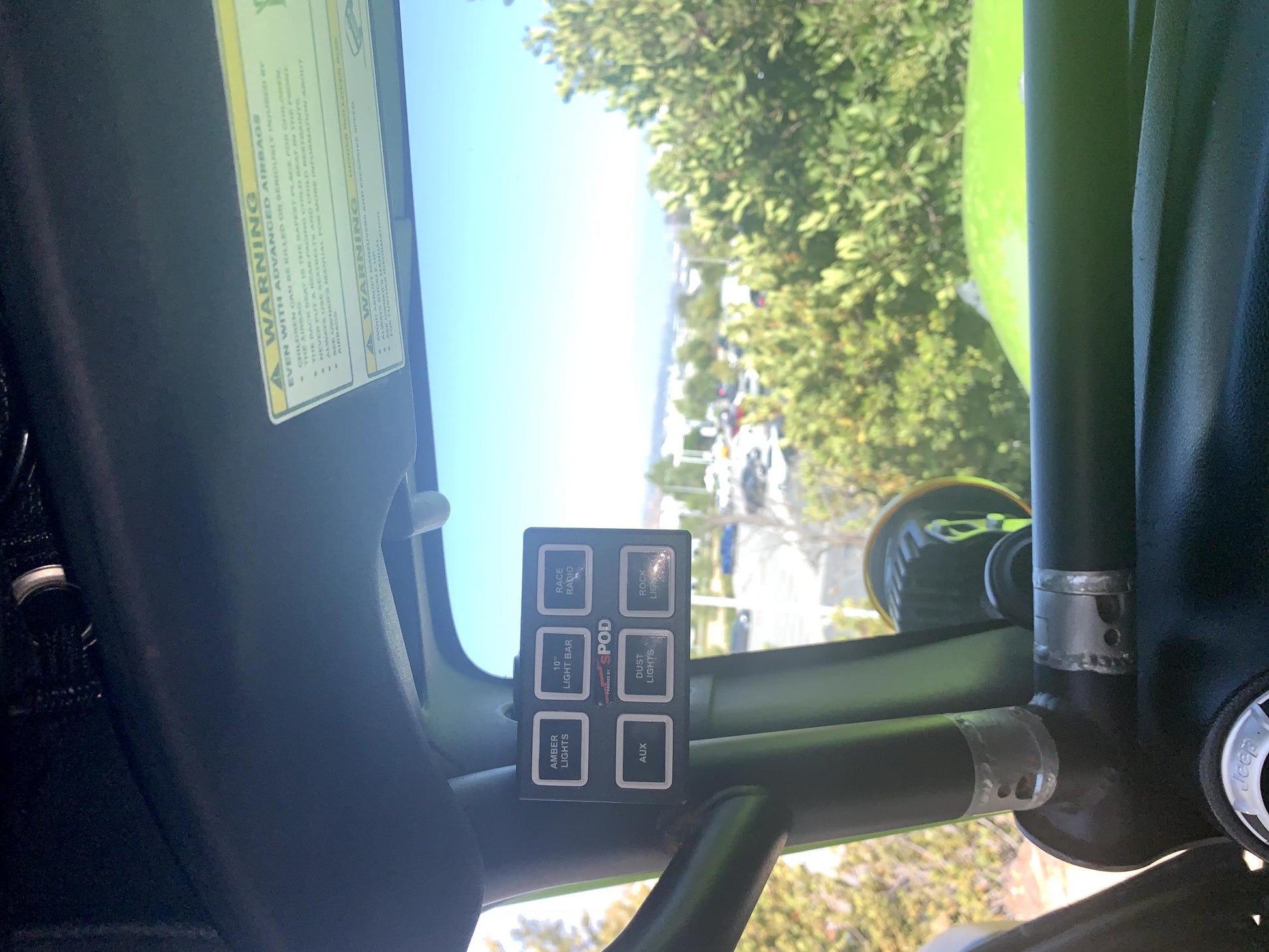 sPOD SourceLT w/ Mini6 for Universal w/ 84 Inch Battery Cables sPods