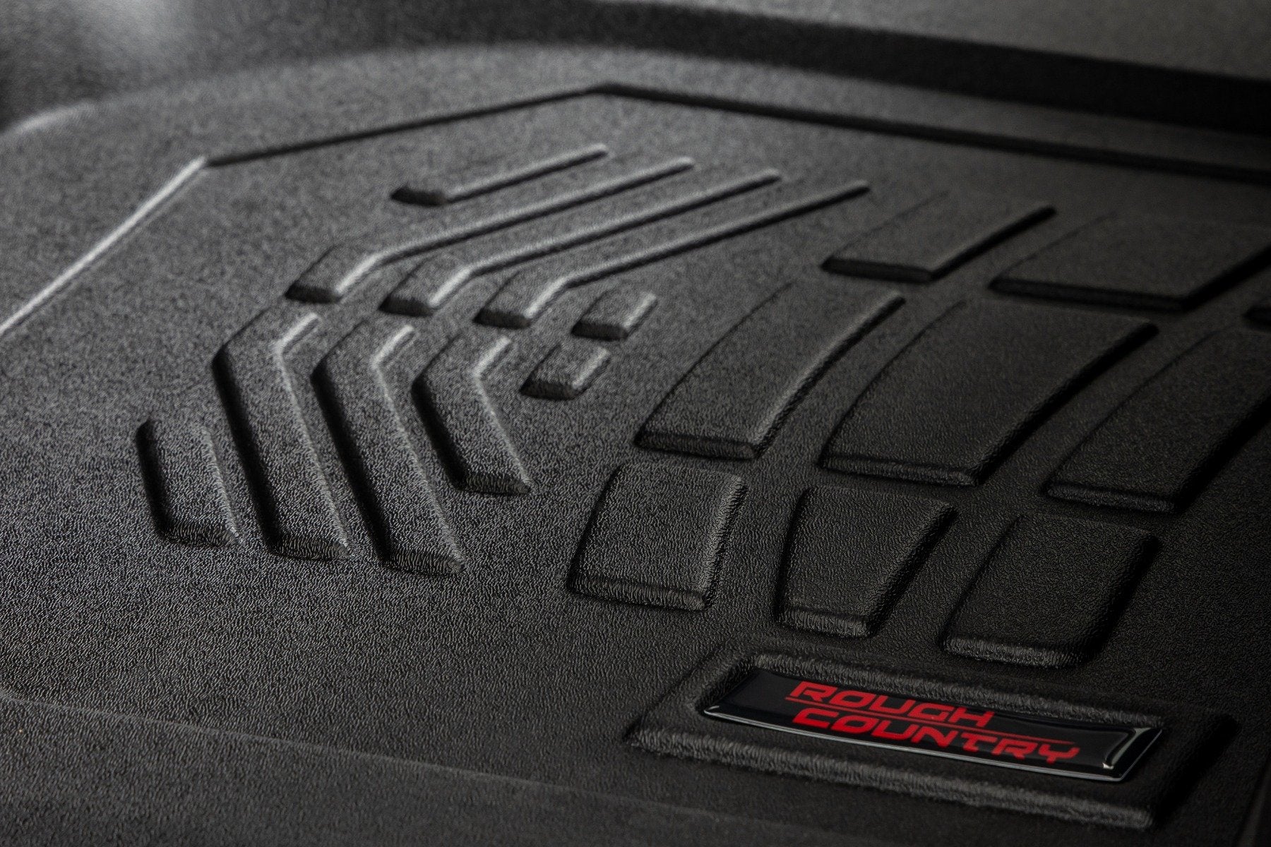 Sure-Fit Floor Mats Front Over Hump Crew Silverado/Sierra 1500/2500HD/3500HD (19-26) Rough Country-2