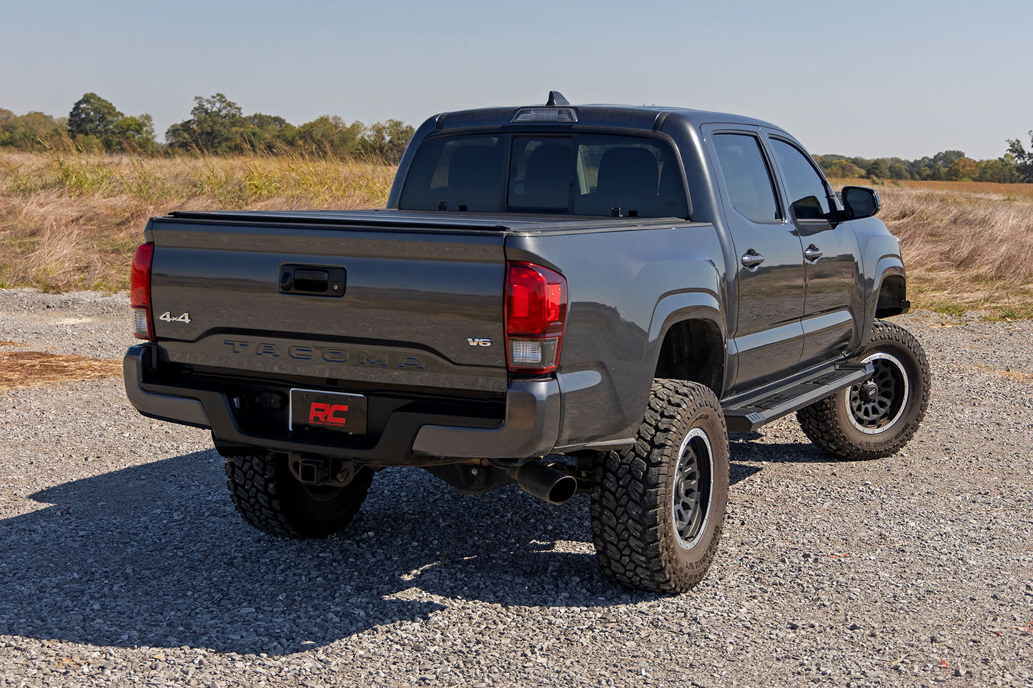 HD2 Aluminum Running Boards Double Cab Toyota Tacoma 2WD/4WD (2005-2023) Rough Country-4