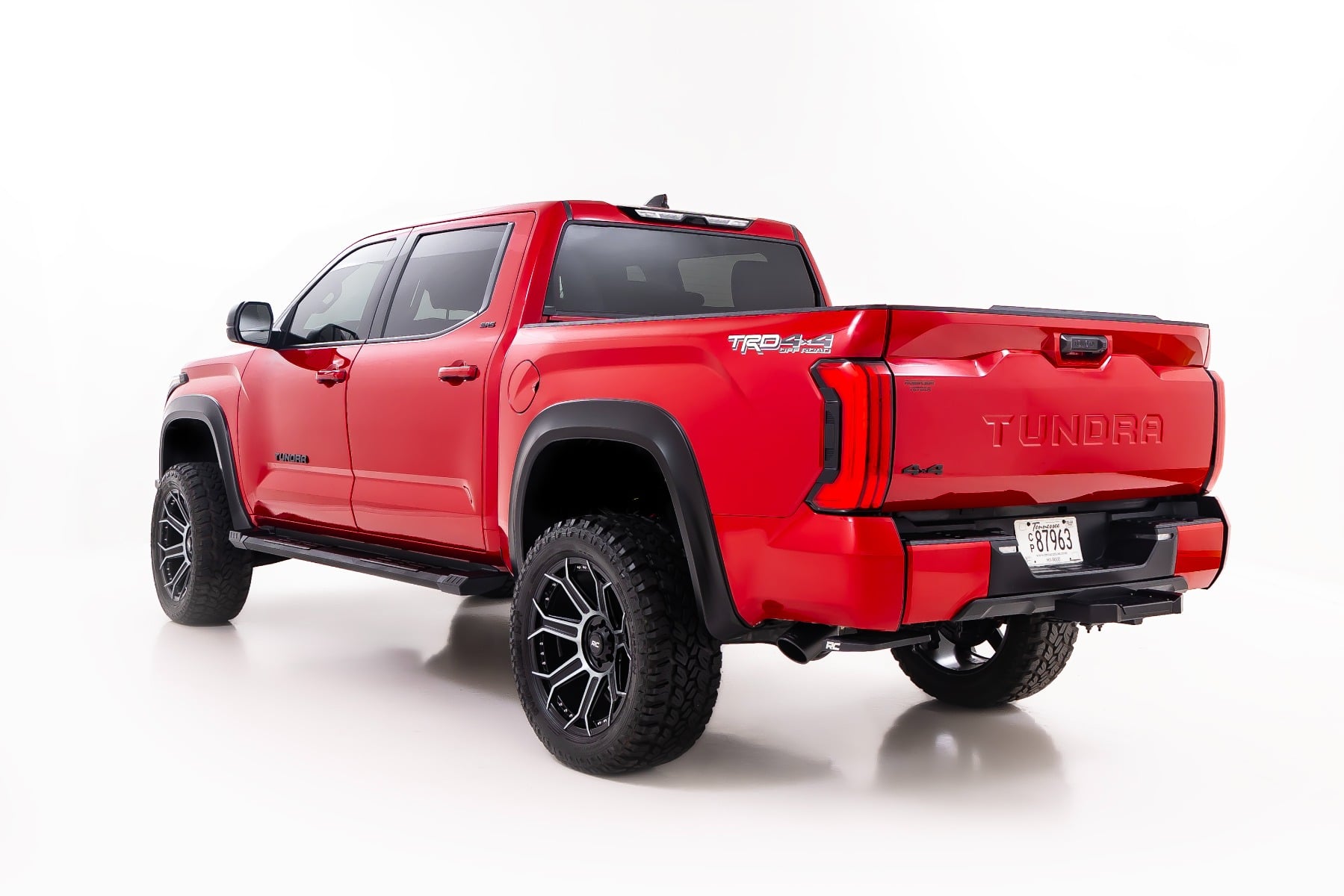 HD2 Aluminum Running Boards CrewMax Toyota Tundra 2WD/4WD (2022-2026) Rough Country-2