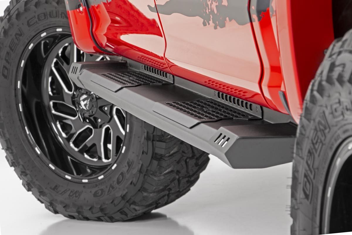 Dodge HD2 Running Boards 09-18 RAM 1500 Quad Cab Rough Country-2