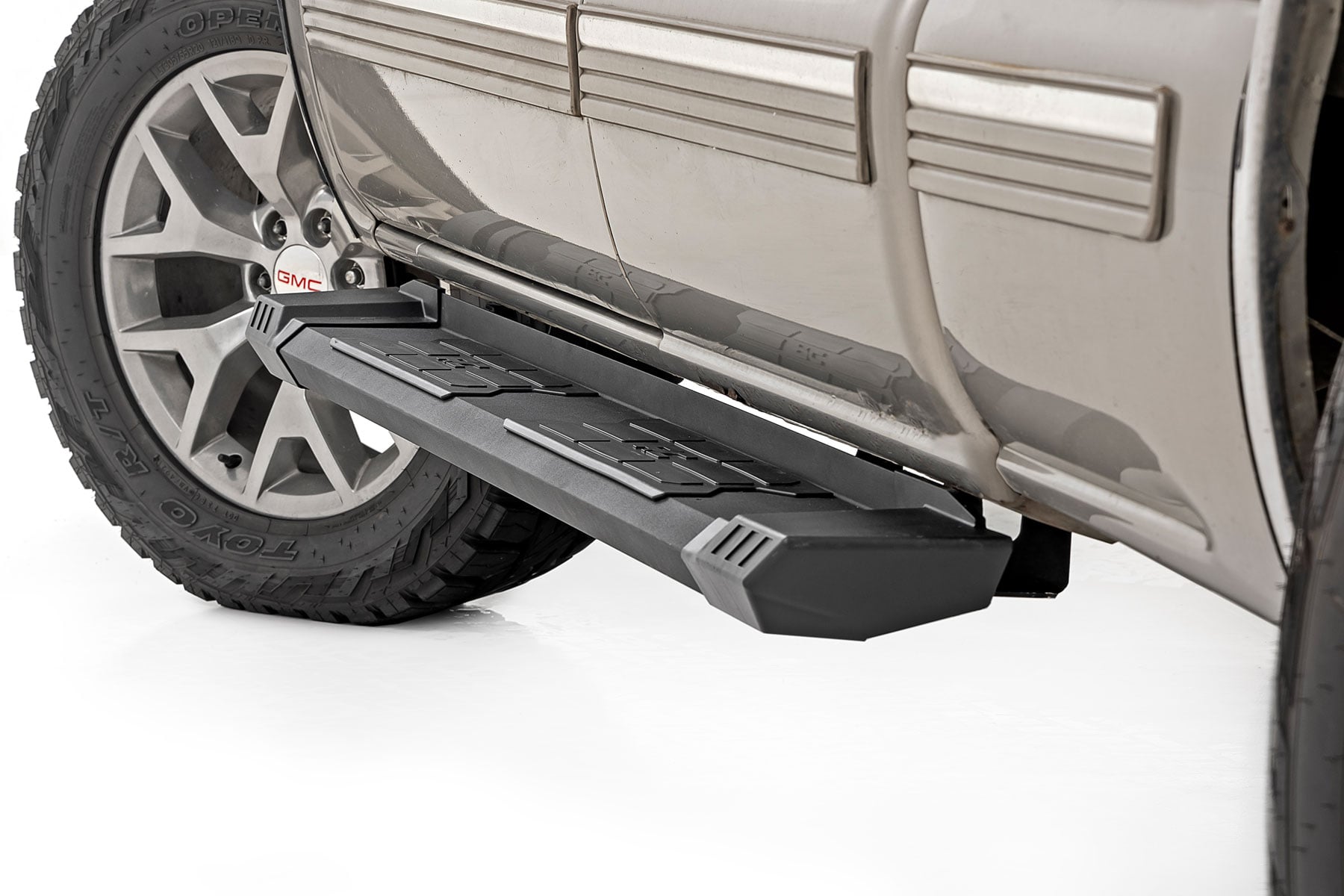 HD2 Aluminum Running Boards Ext Cab Silverado/Sierra 1500/2500HD (99-06 & Classic) Rough Country-1