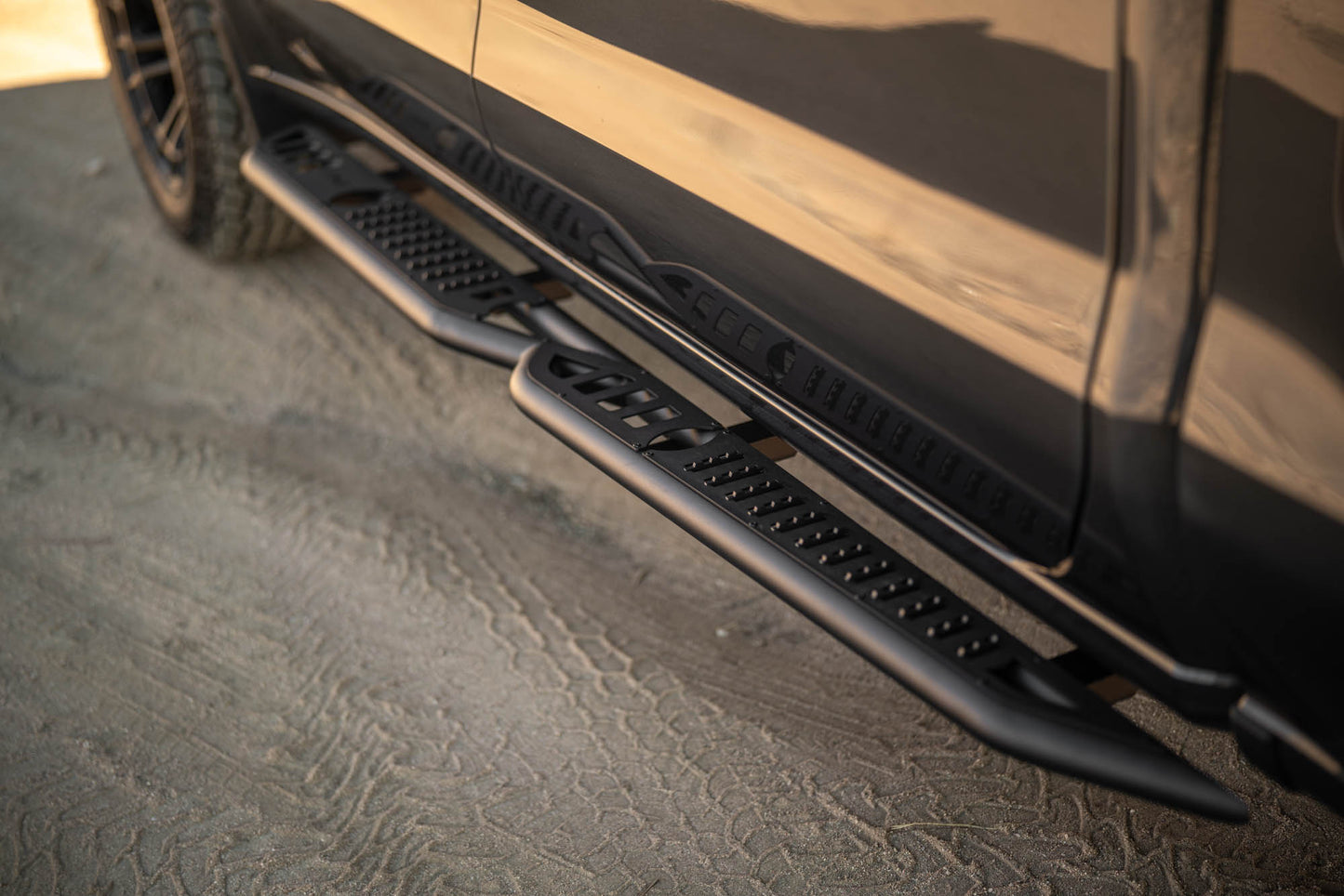 2019 2024 GMC Sierra 1500 & Chevrolet Silverado 1500 Crew Cab OE Plus Side Steps DV8 Offroad-2