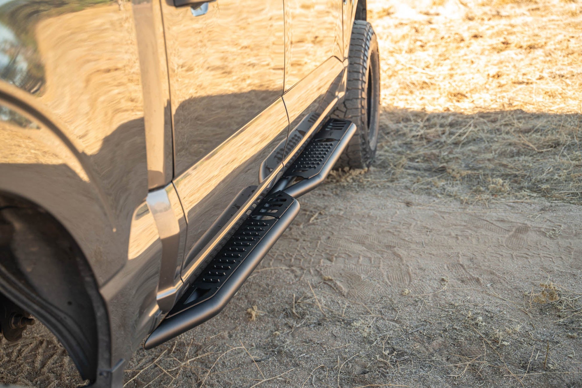 2015 2024 Ford F 150 OE Plus Side Steps DV8 Offroad-13