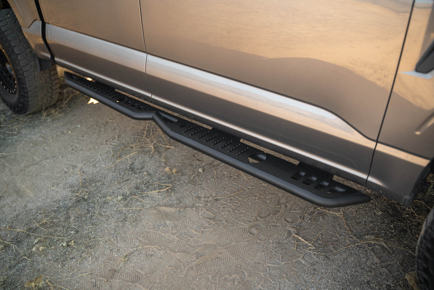 2015 2024 Ford F 150 OE Plus Side Steps DV8 Offroad-8