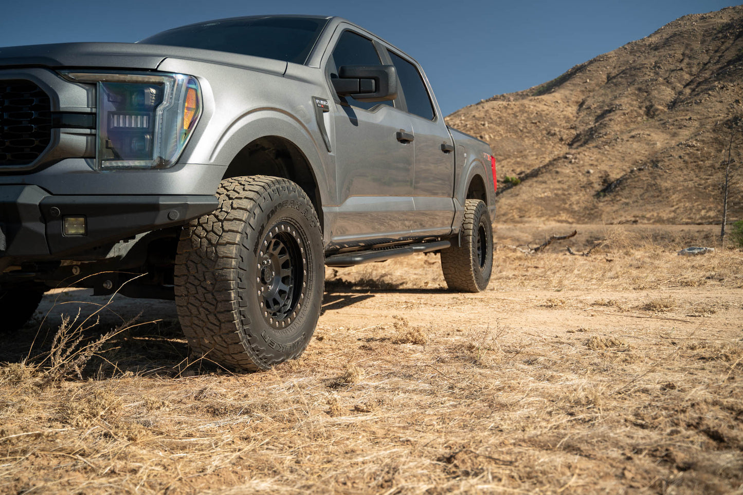 2015 2024 Ford F 150 OE Plus Side Steps DV8 Offroad-9