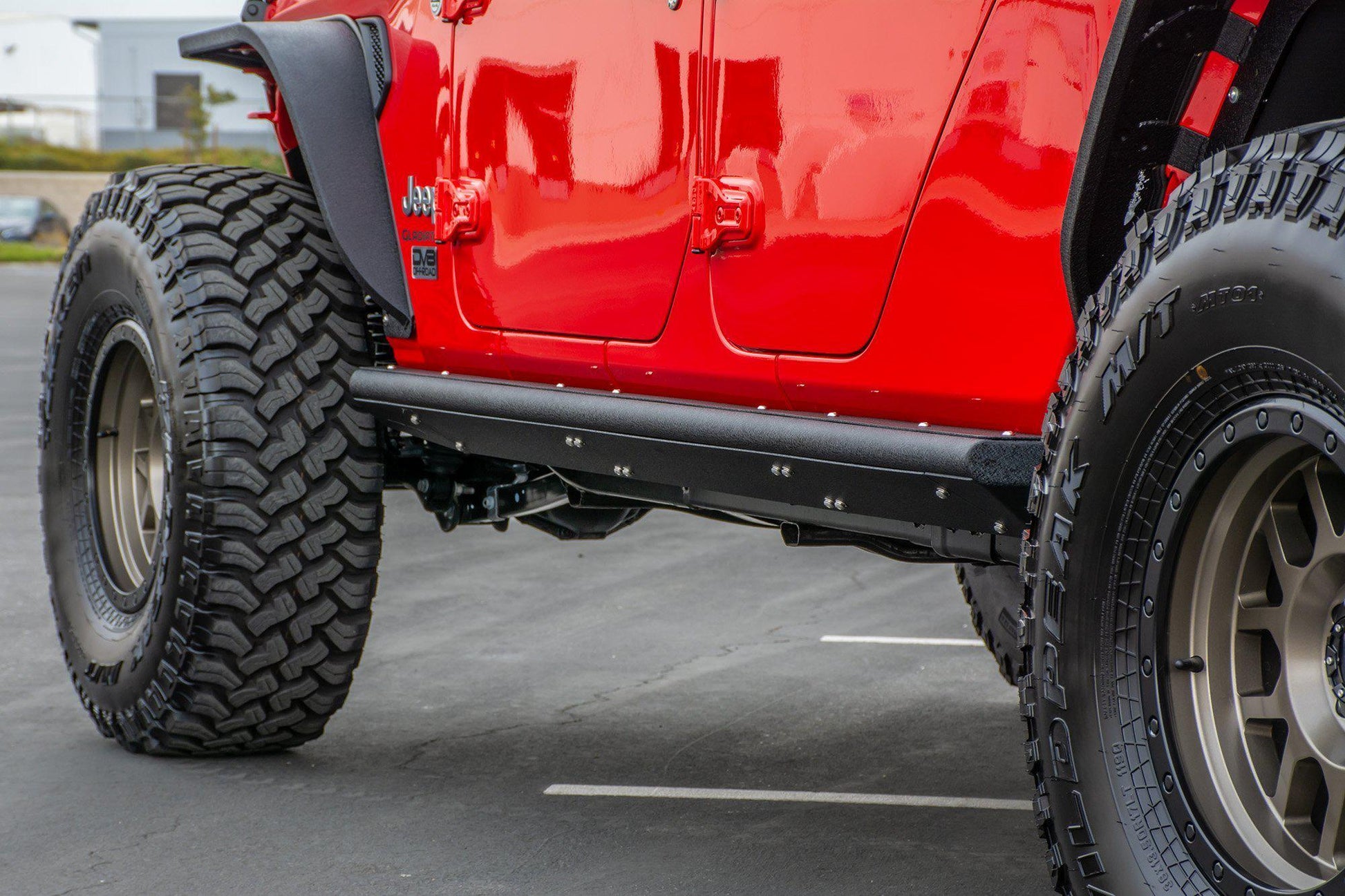 2020 2025 Jeep Gladiator JT Rock Sliders With Step DV8 Offroad-4