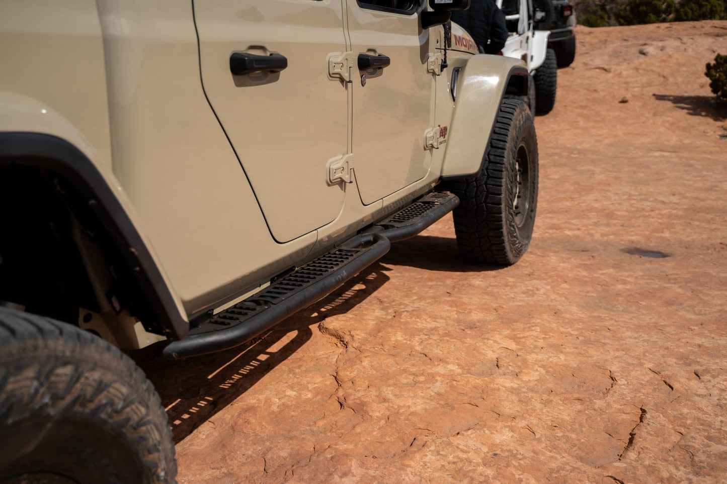 2020 2025 Jeep Gladiator JT OE Plus Side Steps DV8 Offroad-15