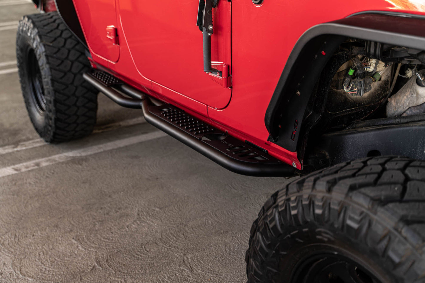 2007 2018 Jeep Wrangler JKU 4 Door OE Plus Side Steps DV8 Offroad-8