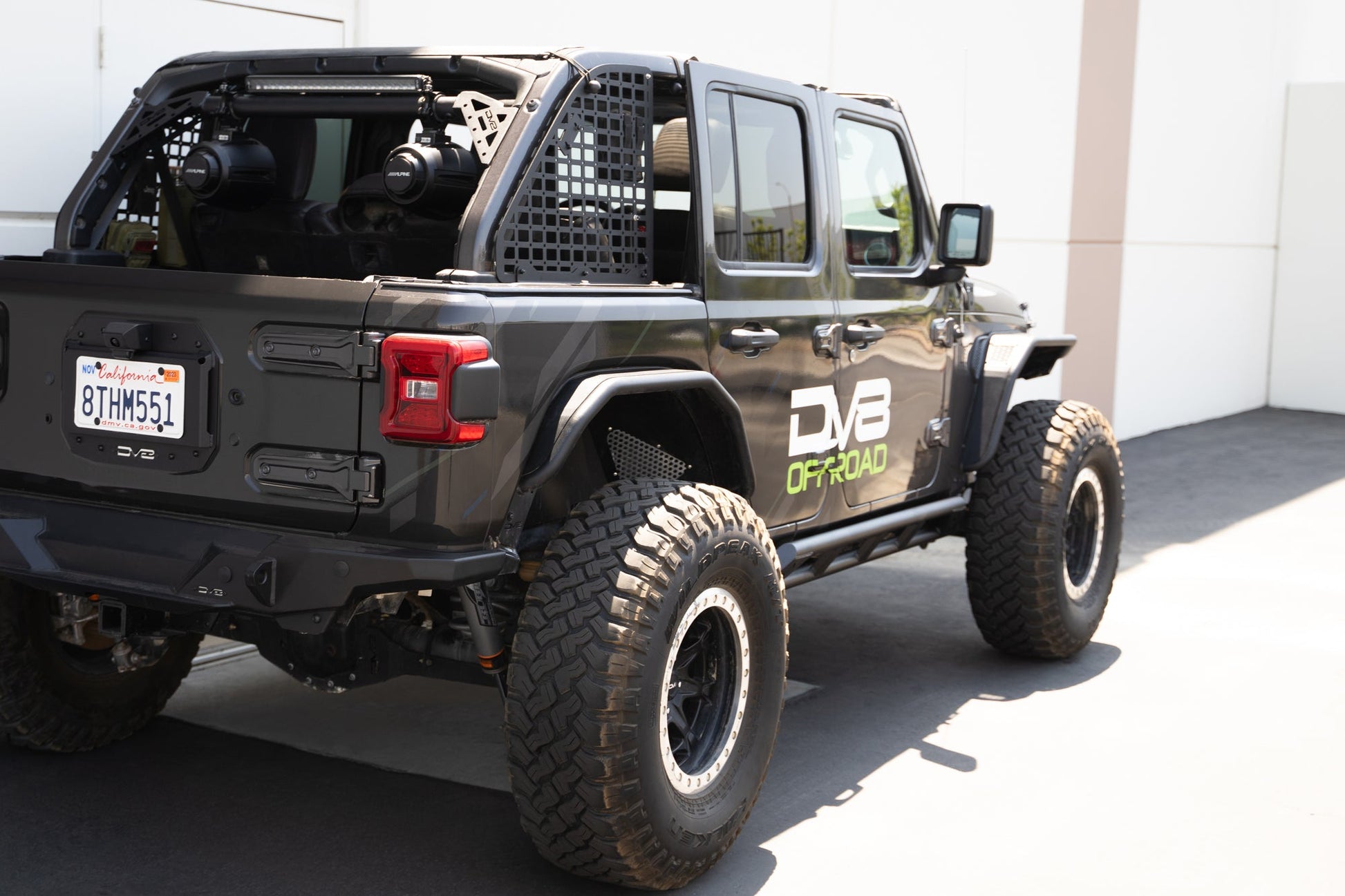 2018 2025 Jeep Wrangler JLU 4 Door FS 15 Series Rock Sliders DV8 Offroad-7