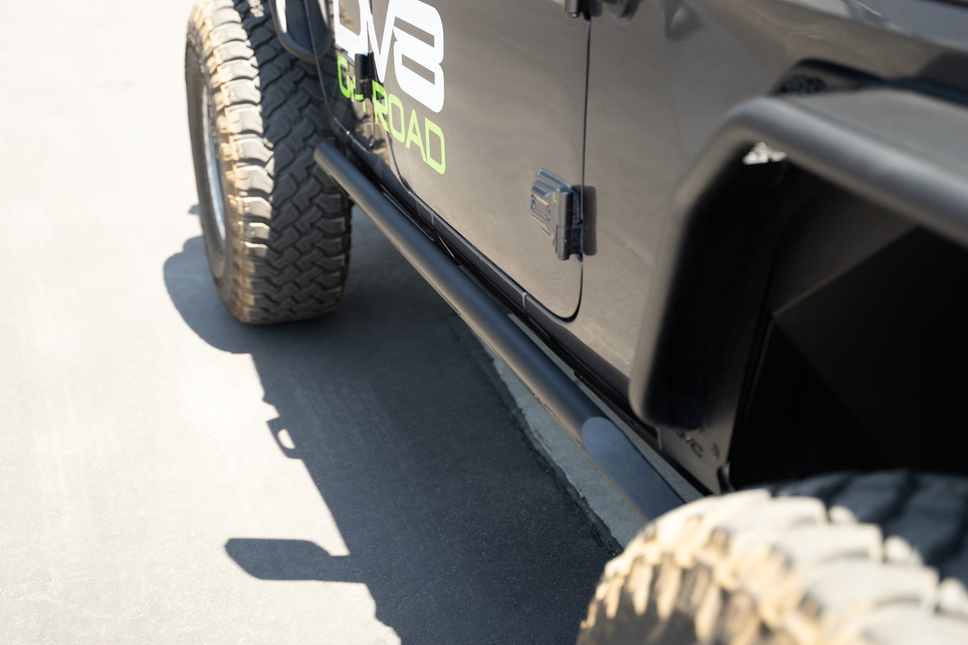 2018 2025 Jeep Wrangler JLU 4 Door FS 15 Series Rock Sliders DV8 Offroad-10