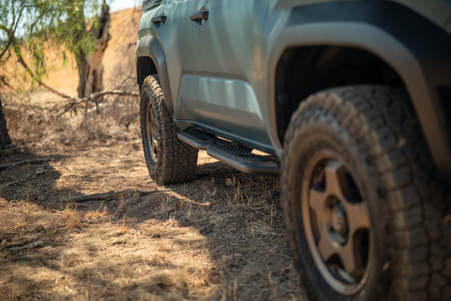 2025 Toyota 4Runner OE Plus Side Steps DV8 Offroad-6