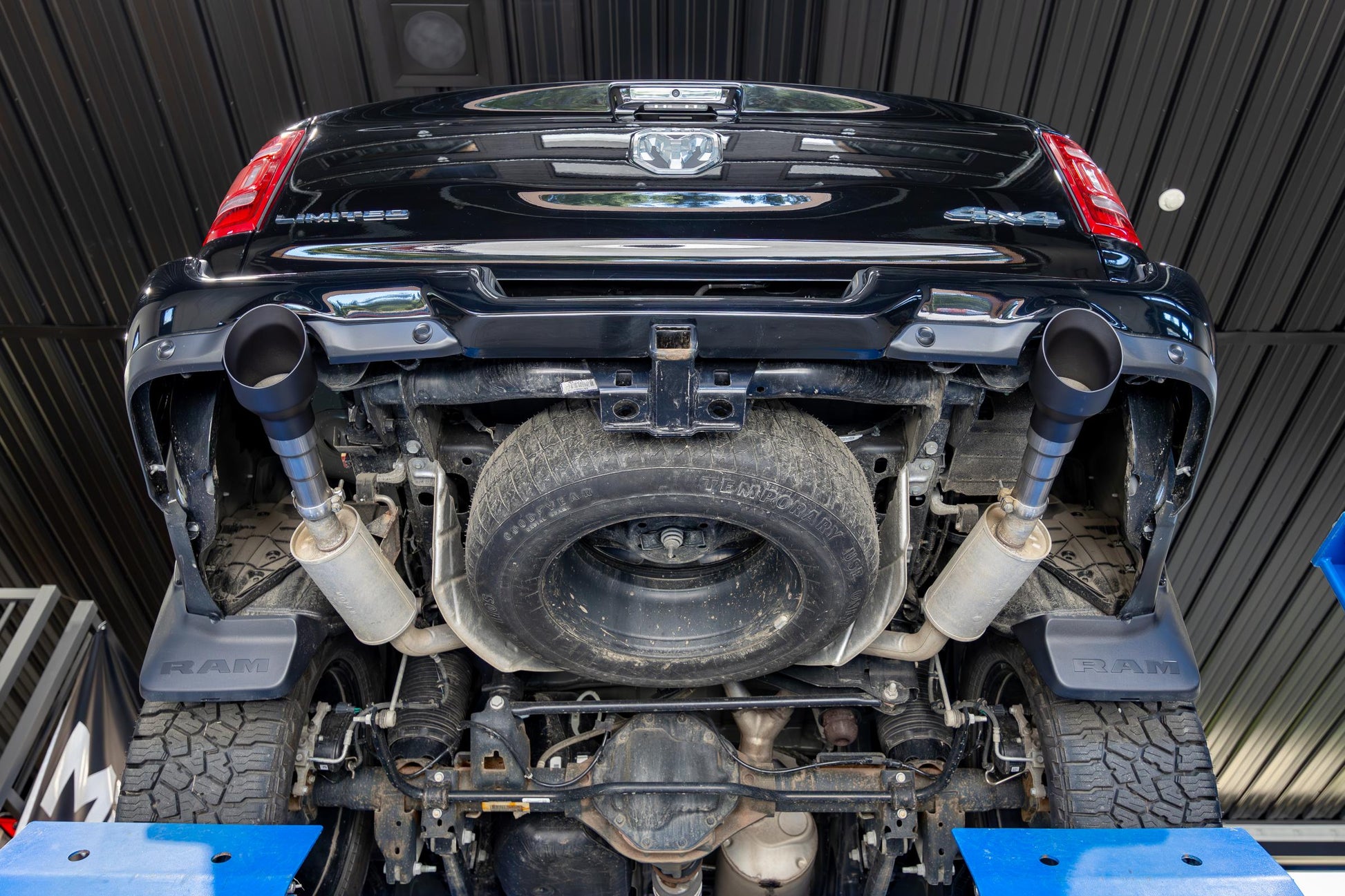 2019-2024 Ram 1500 5.7L Hemi Black Exhaust Tips, Armor BLK 5 Inch OD Dual Wall Angle Cut, Sold In Pairs MBRP-2