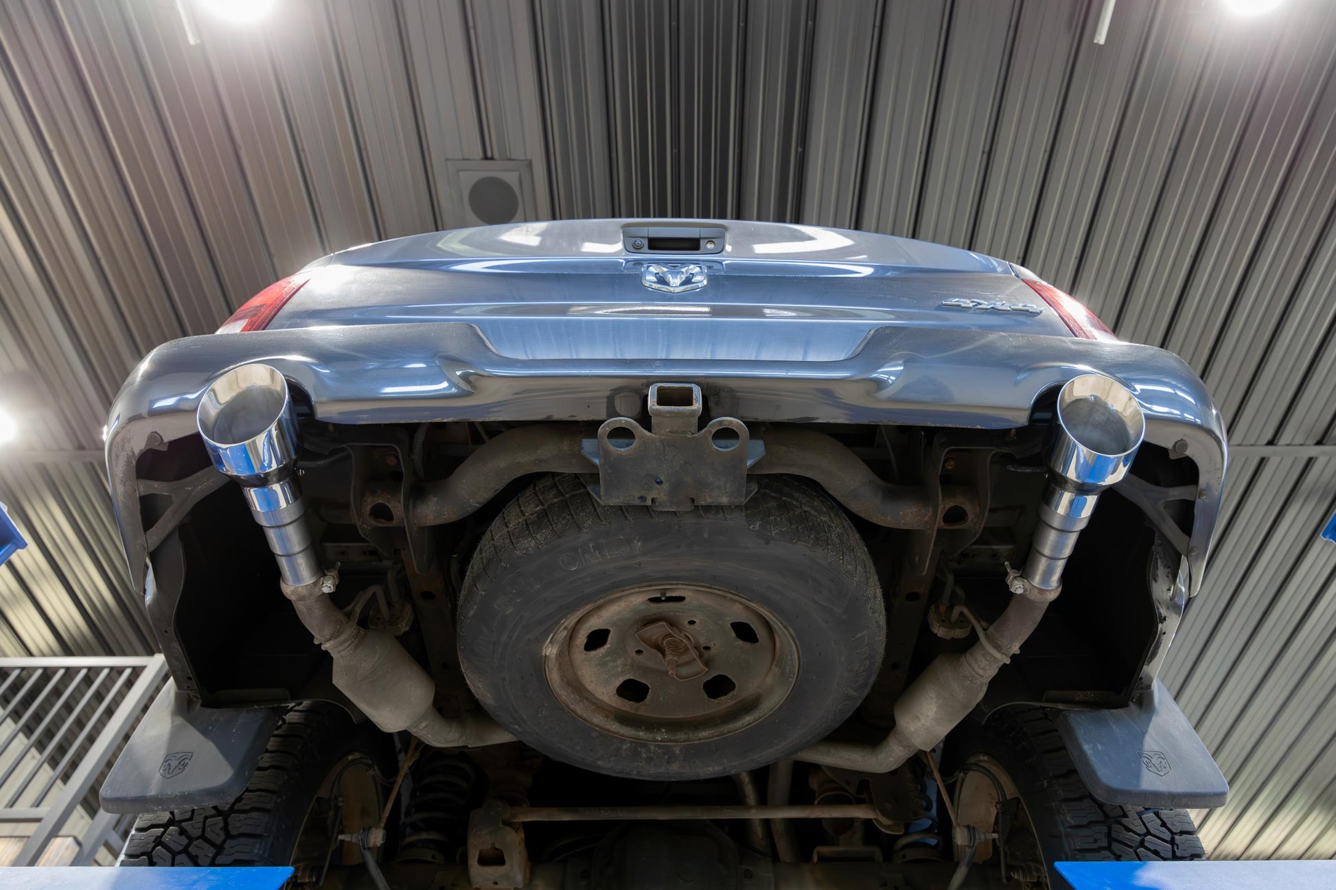 2009-2018 Ram 1500 and 2019-2024 Ram 1500 5.7L Hemi Exhaust Tips, Armor Pro 5 Inch OD Dual Wall Angle Cut. Sold In Pairs MBRP-3