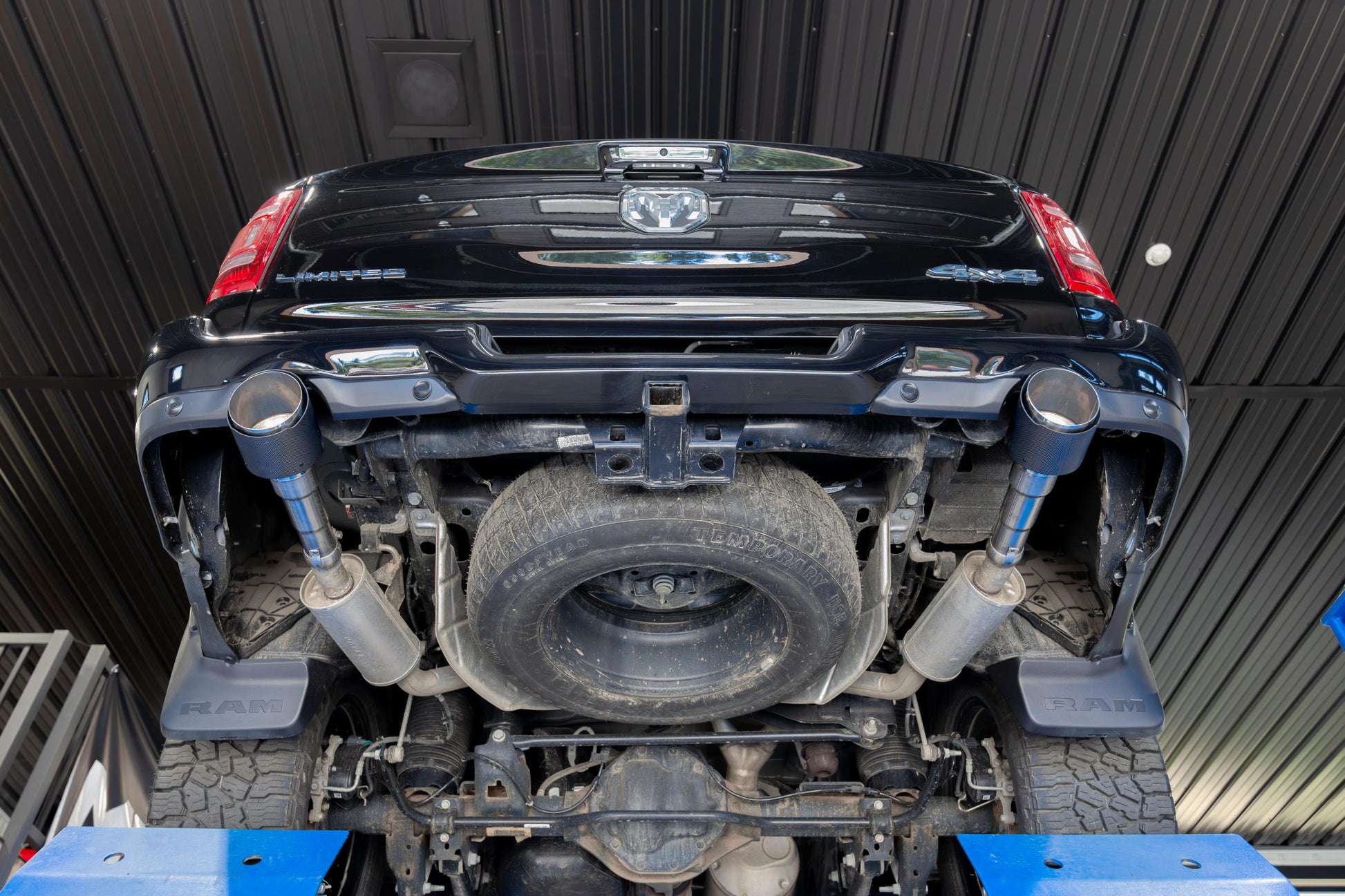 2025-Up Ram 1500 3.0L SST 5 Inch OD Carbon Fiber and Stainless Steel Tips Sold in Pairs MBRP-6