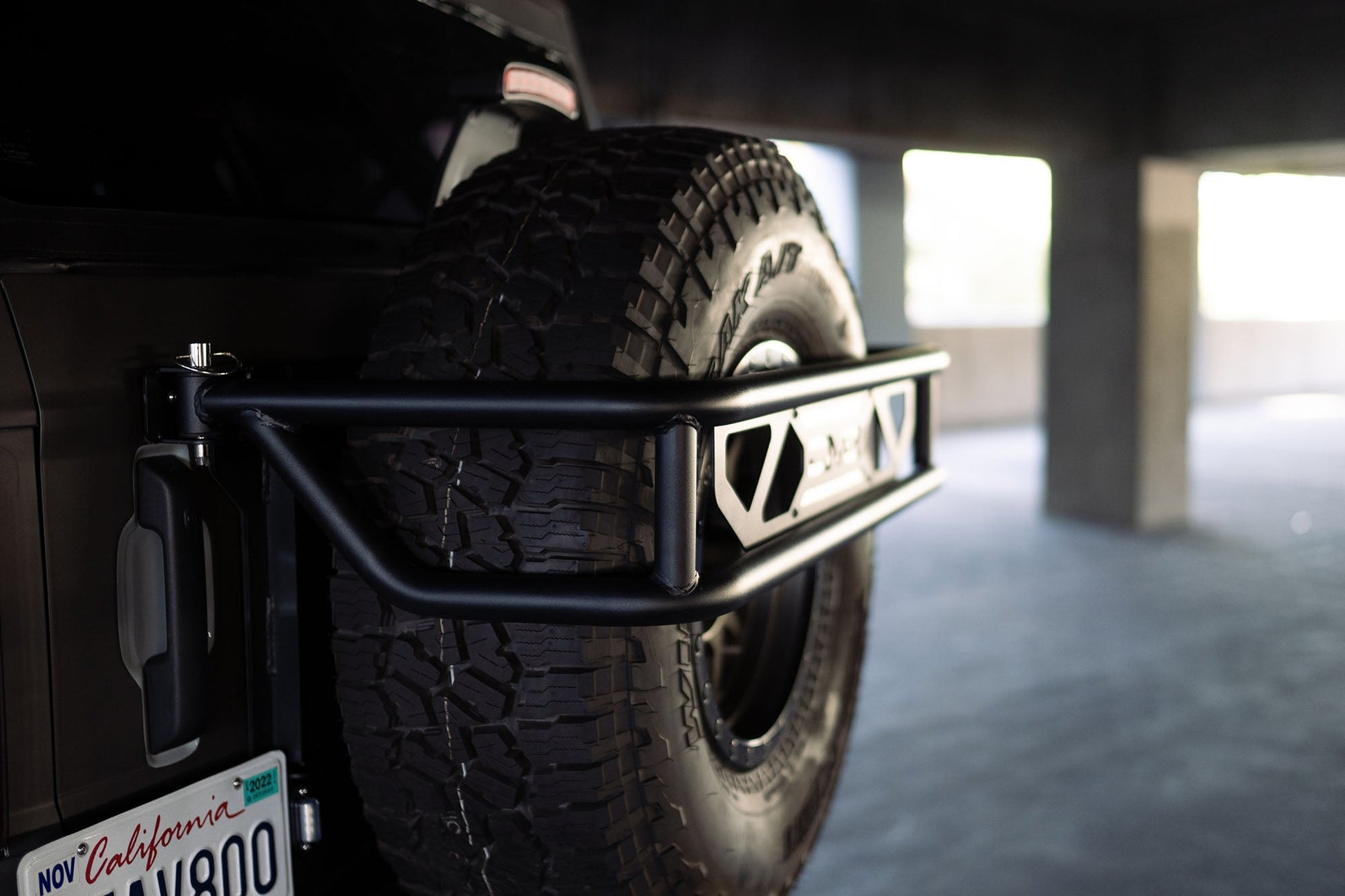 2021 2024 Ford Bronco Spare Tire Guard Accessory Mount DV8 Offroad-17