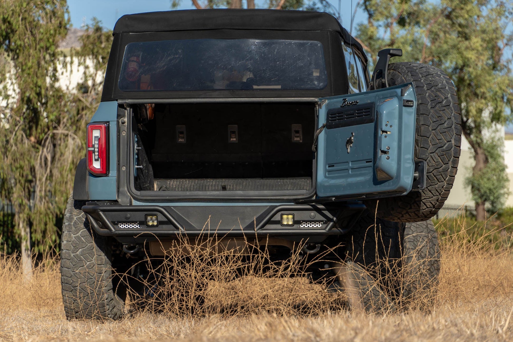 2021 2024 Ford Bronco Tire Carrier DV8 Offroad-12