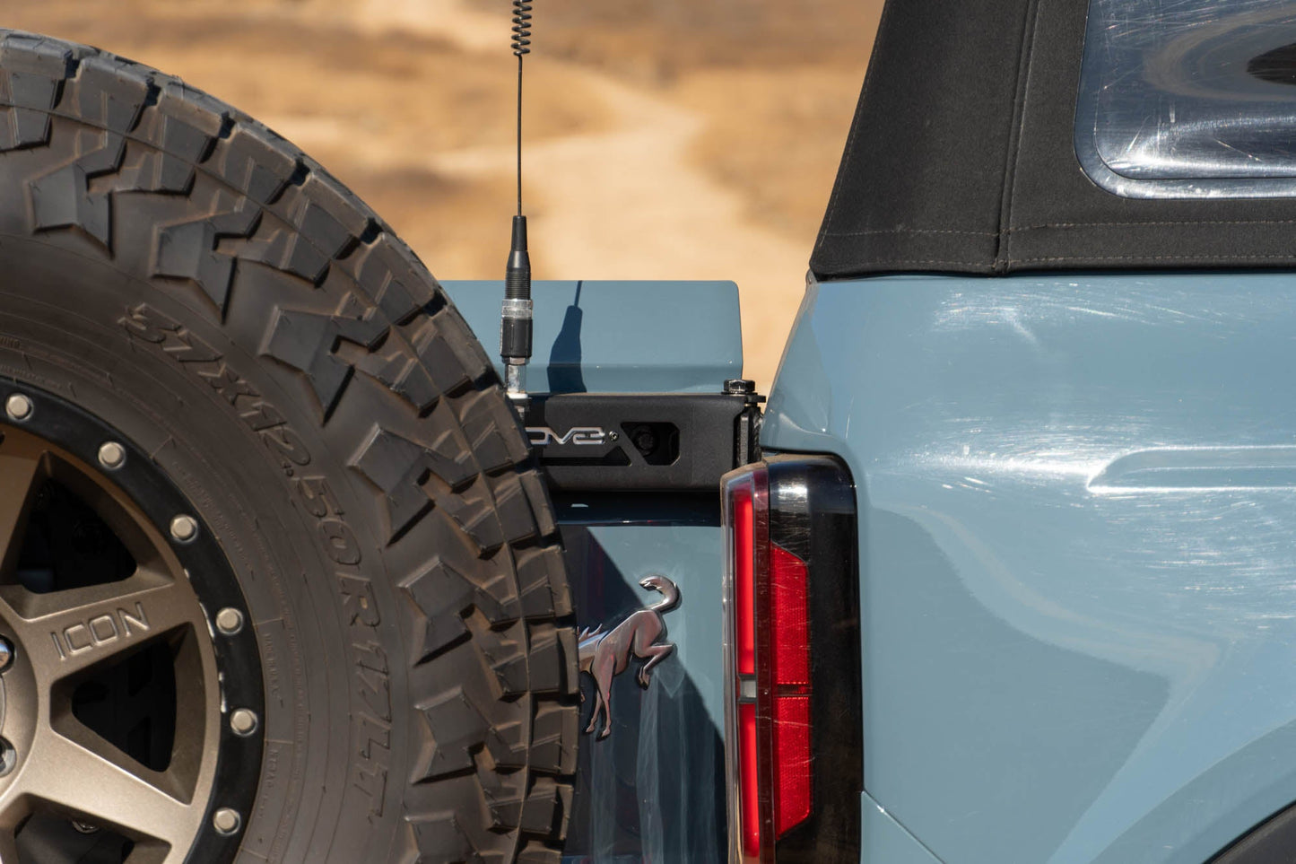 2021 2024 Ford Bronco Tire Carrier DV8 Offroad-7