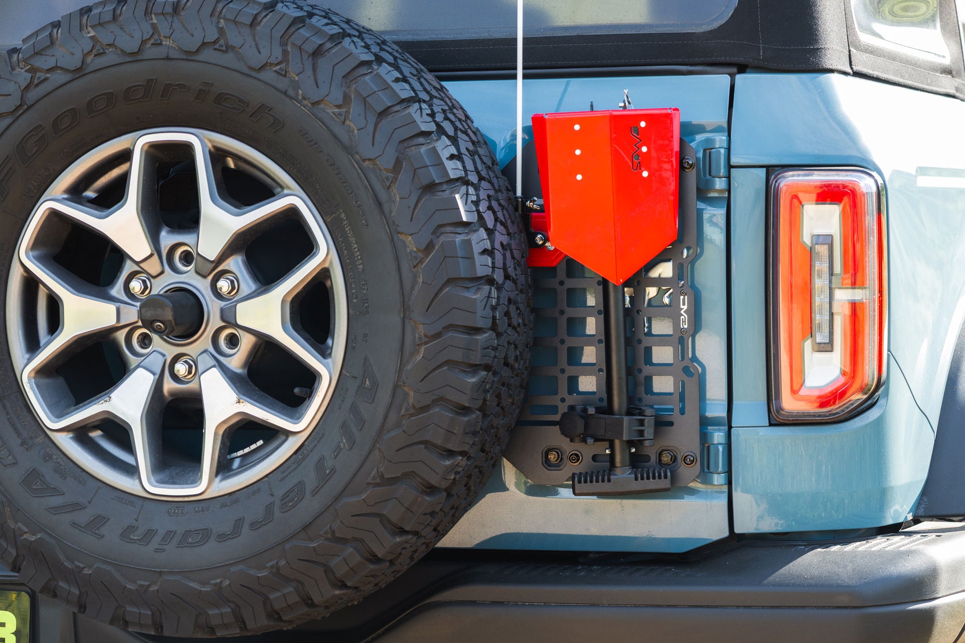 2021 2025 Ford Bronco Tailgate Reinforcement Molle Panel DV8 Offroad-2