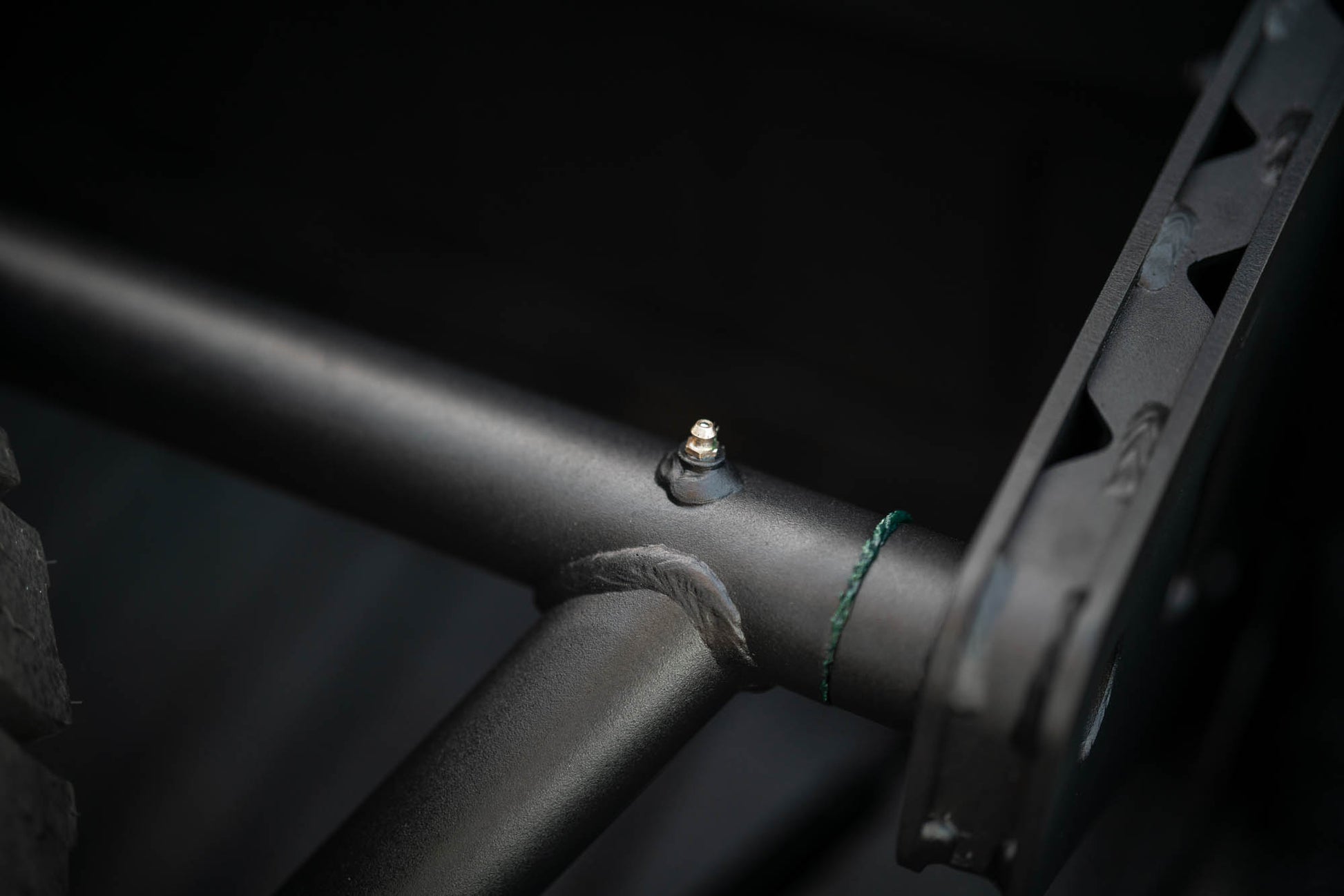 2020 2025 Jeep Gladiator JT Adjustable In Bed Tire Carrier DV8 Offroad-7