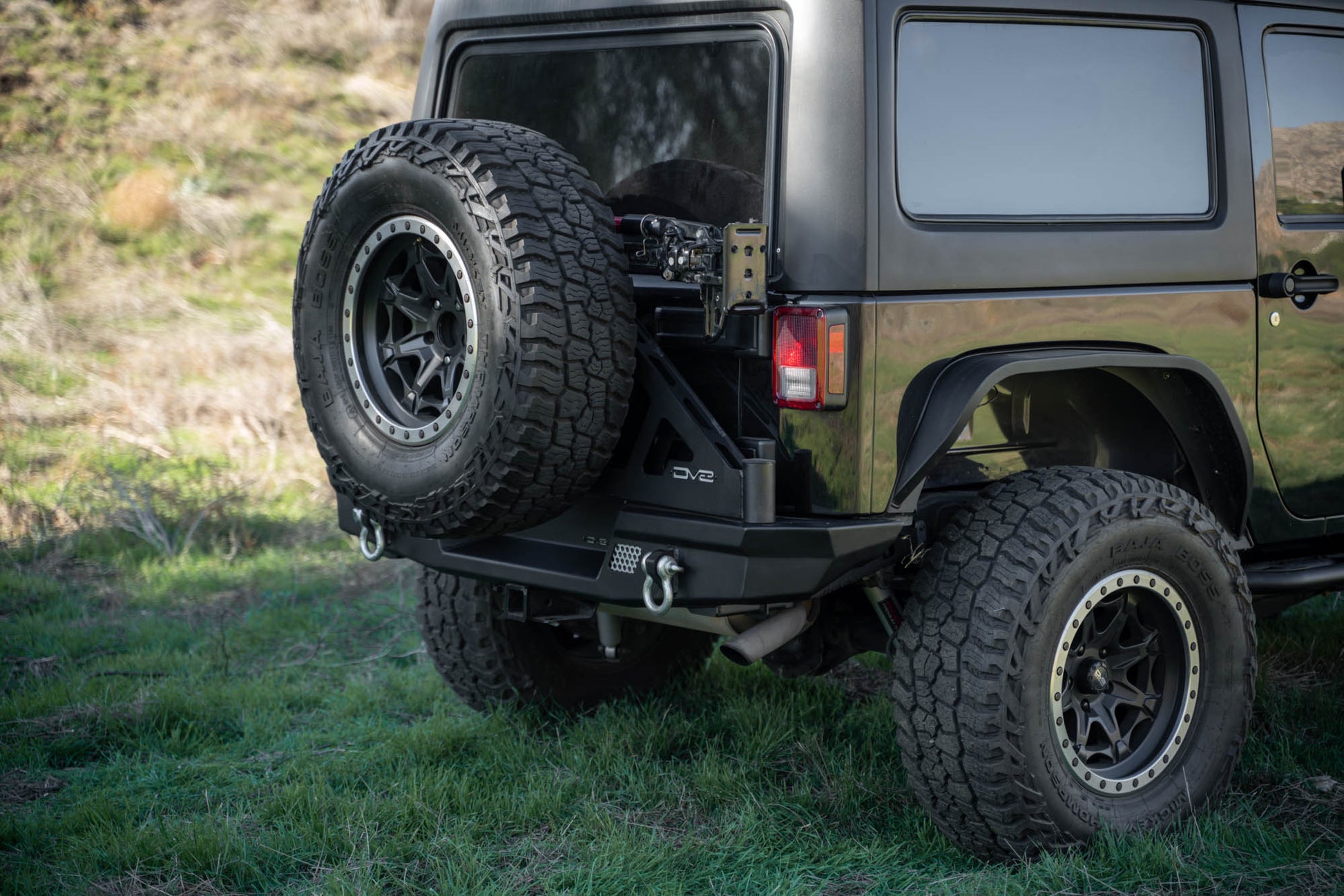 2007 2018 Jeep Wrangler JK JKU Tire Carrier For Mto Bumper DV8 Offroad-16
