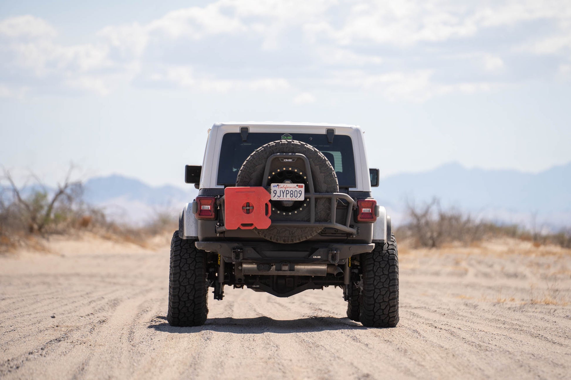 2018 2025 Jeep Wrangler JL Body Mounted Tire Carrier DV8 Offroad-10