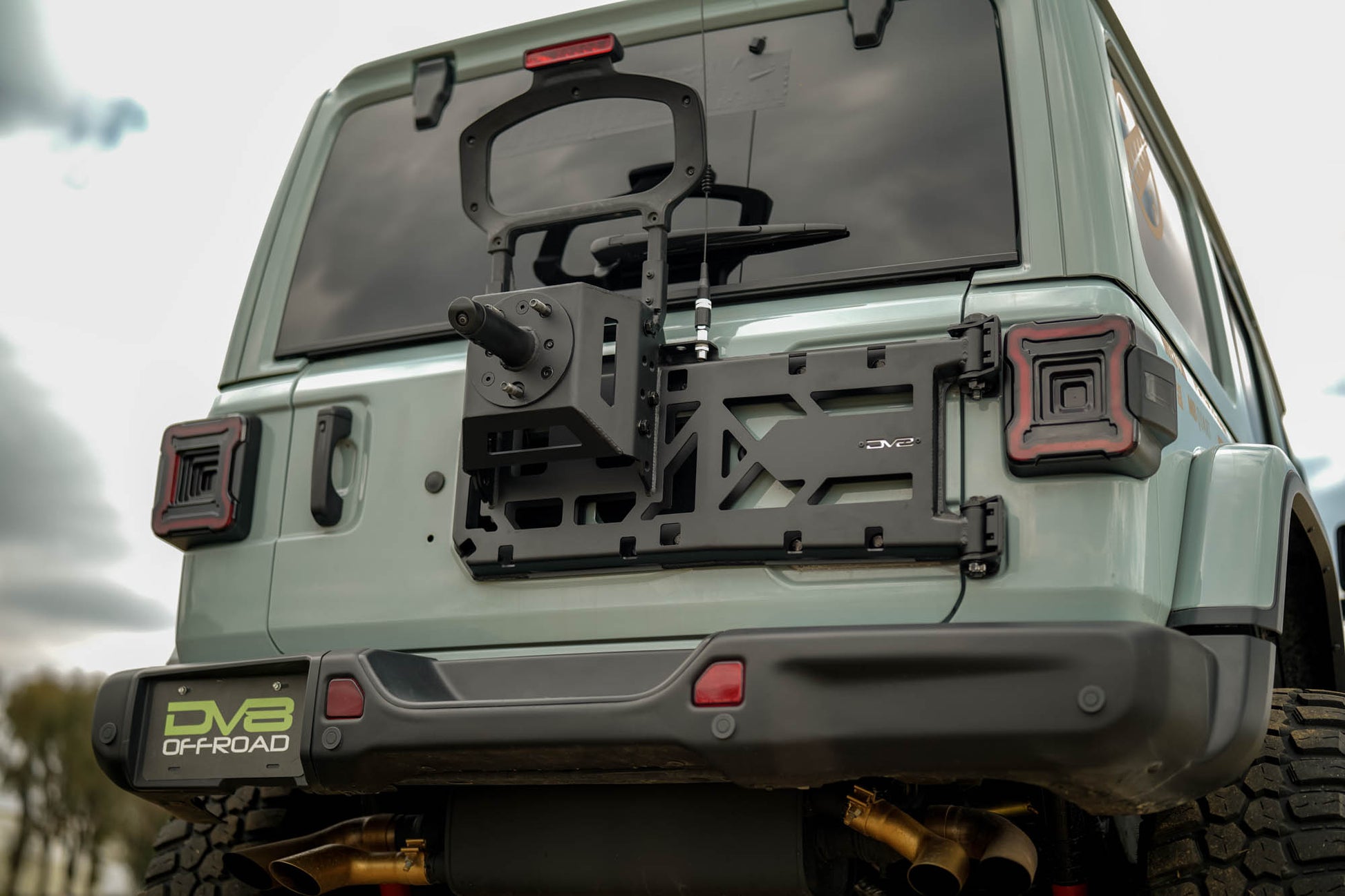 2018 2025 Jeep Wrangler JL Spare Tire Carrier DV8 Offroad-2