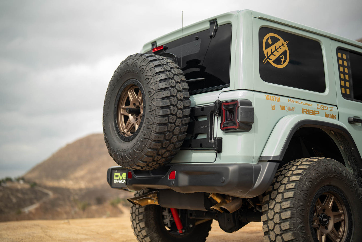 2018 2025 Jeep Wrangler JL Spare Tire Carrier DV8 Offroad-13