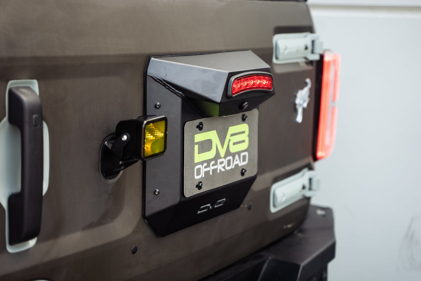 2021 2021 Ford Bronco Spare Tire Delete DV8 Offroad-1