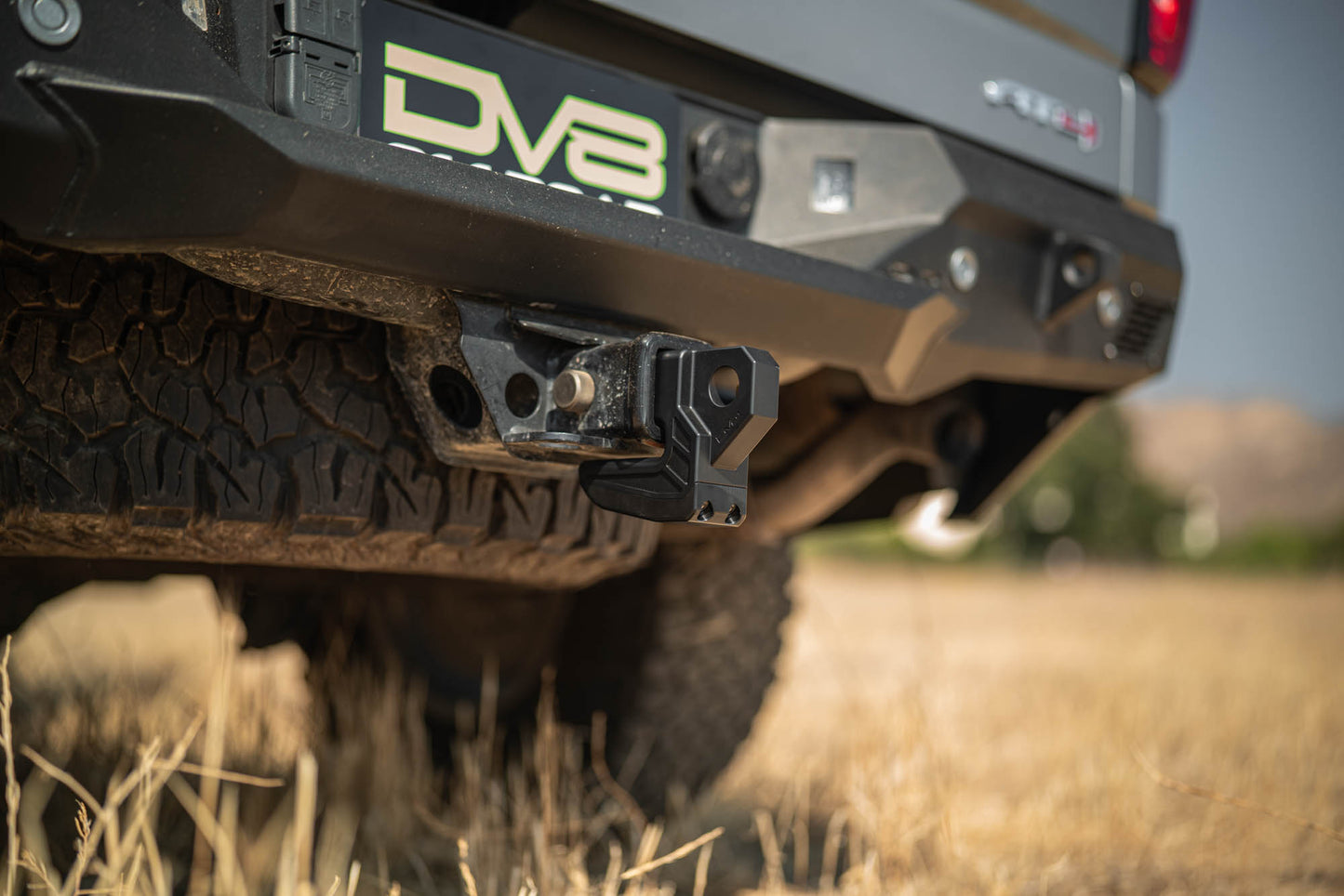 Xtract Hitch Skid Plate DV8 Offroad-15