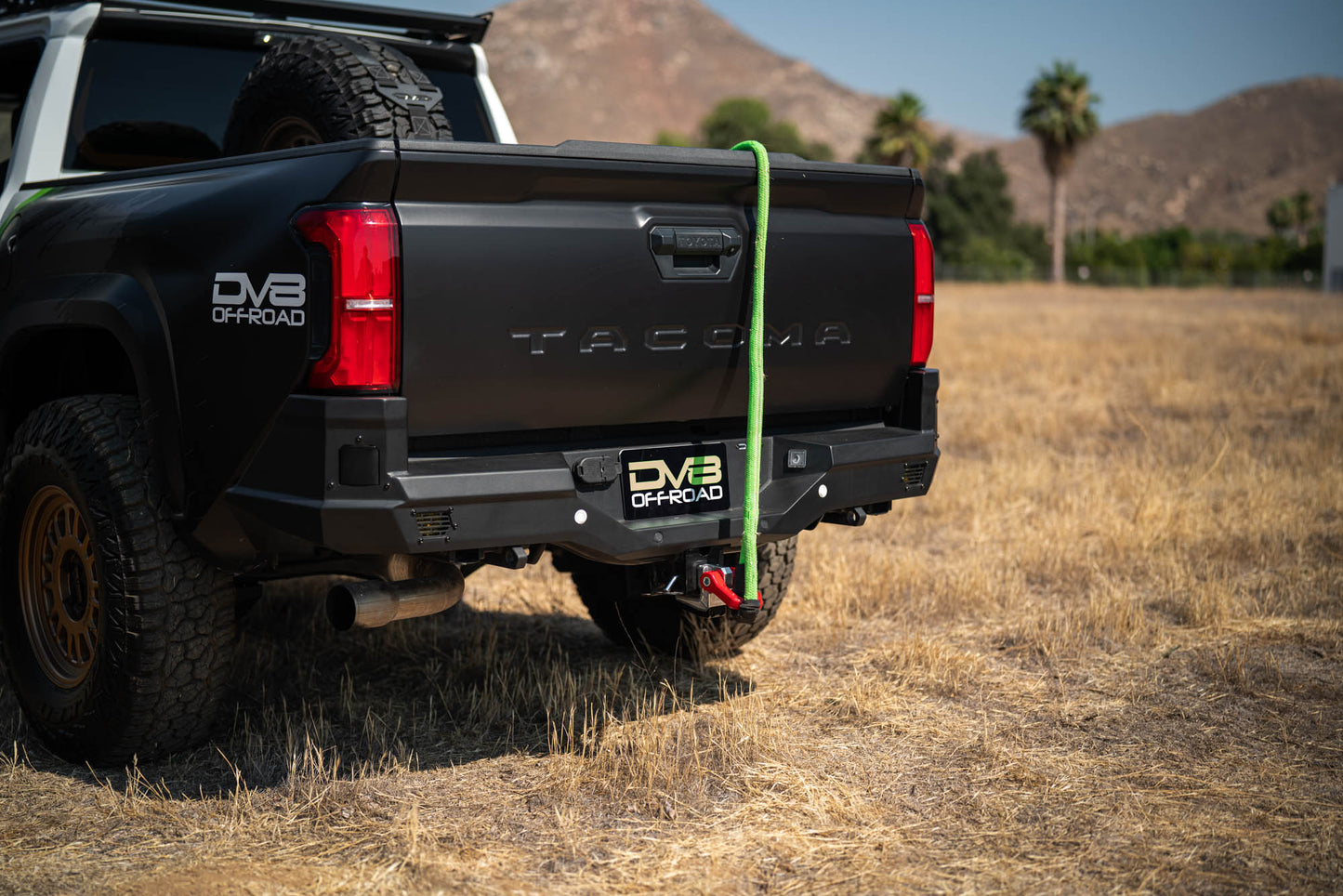 Xtract Hitch Skid Plate DV8 Offroad-2